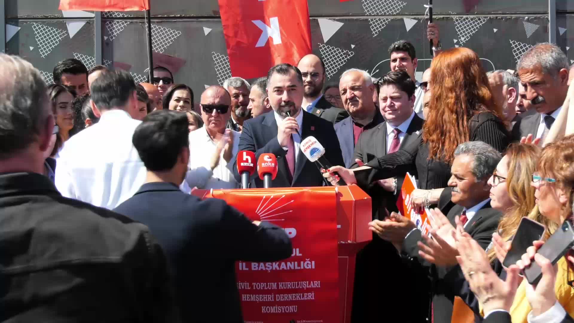 Özgür Çelik: Hedef alınan bu ülkenin değişim umududur