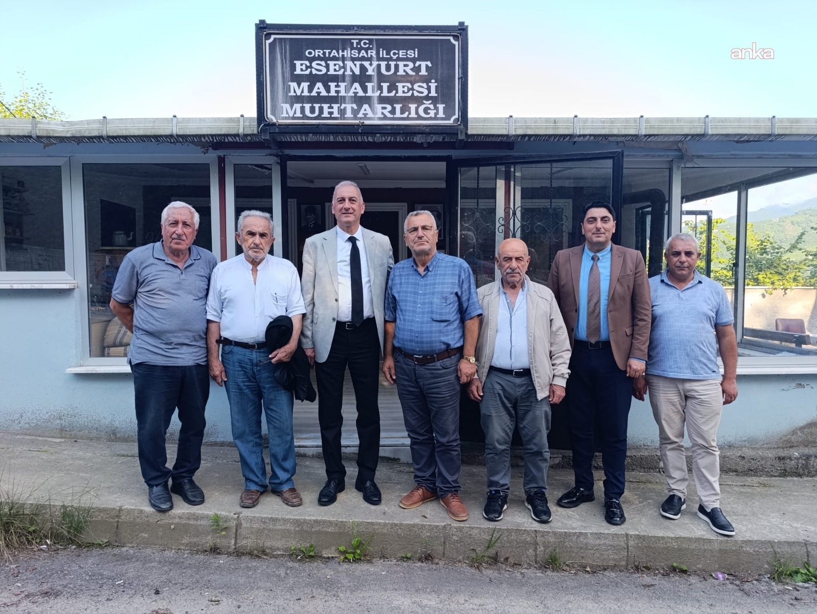 Ortahisar Belediyesi’nden 87 mahalleye muhtar ziyareti