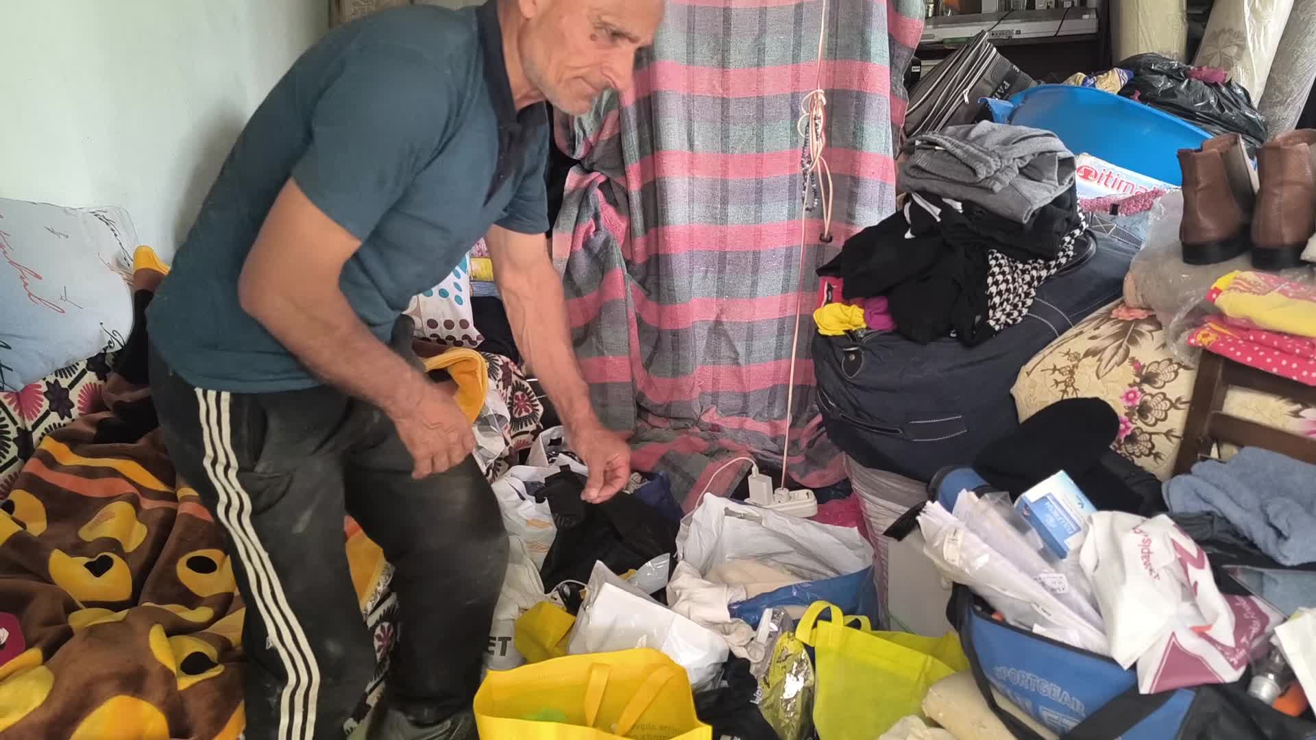 Osmaniyeli vatandaş: "Bir gün tok, bir gün aç geziyorum"