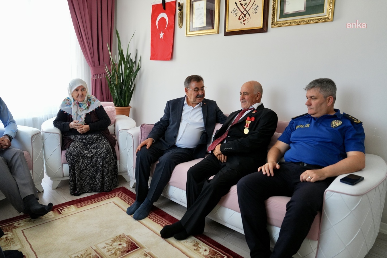 Gölbaşı Belediye Başkanı Odabaşı'ndan şehit ailelerine ziyaret