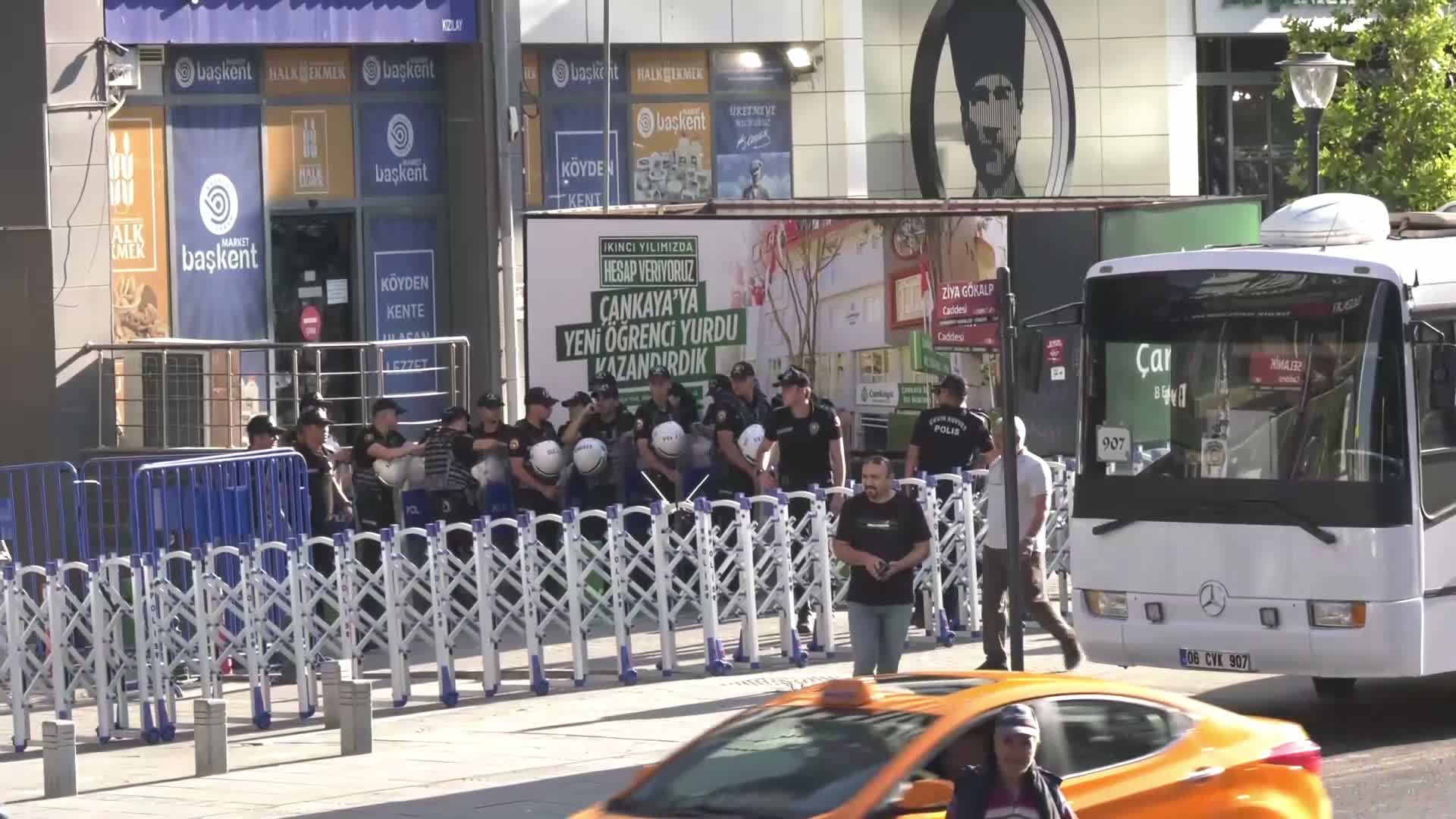 Çankaya Belediyesi'ne operasyon... Belediye binasında arama yapılıyor