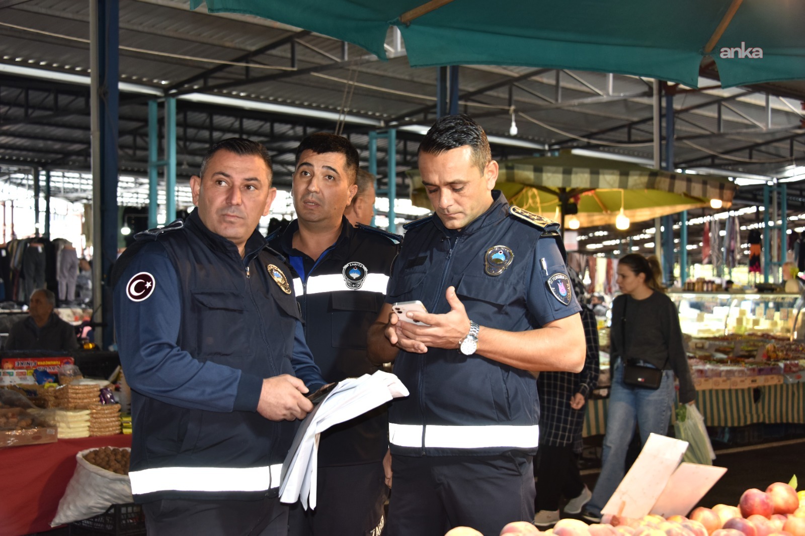 Şehzadeler’de Perşembe Pazarı’nda üç kurumdan ortak denetim