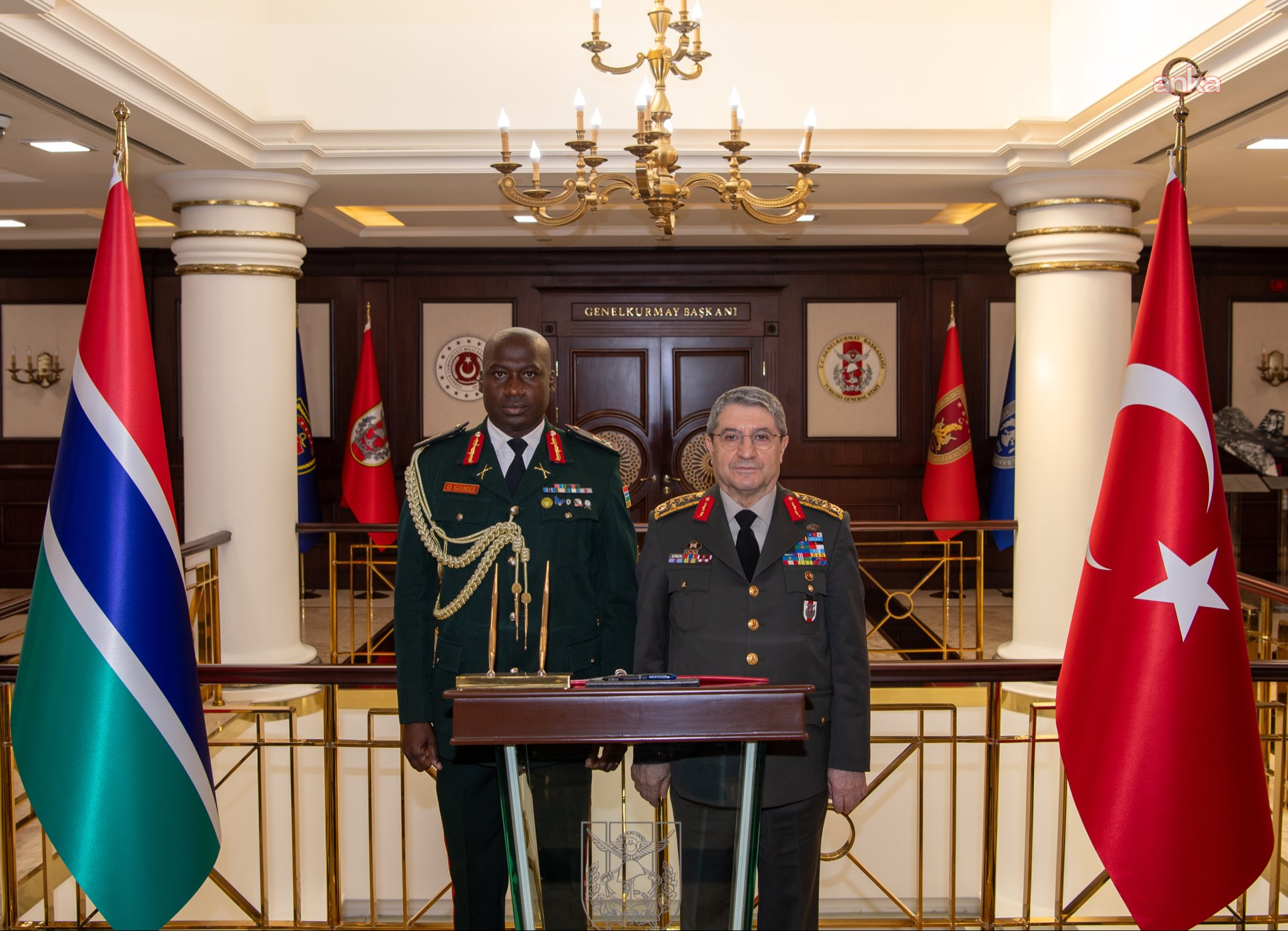 Genelkurmay Başkanı Orgeneral Bayraktaroğlu, Gambiyalı mevkidaşı Gomez ile görüştü