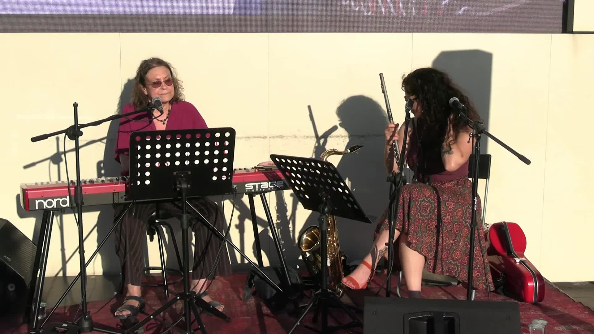 Kadıköy'de caz rüzgarı: İstanbul Kitapçısı terasında müzik şöleni haziran ayında da sürüyor
