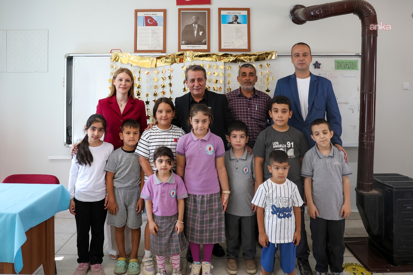 Efeler Belediye Başkanı Yetişkin, minik öğrencilerin ilk gün heyecanına ortak oldu
