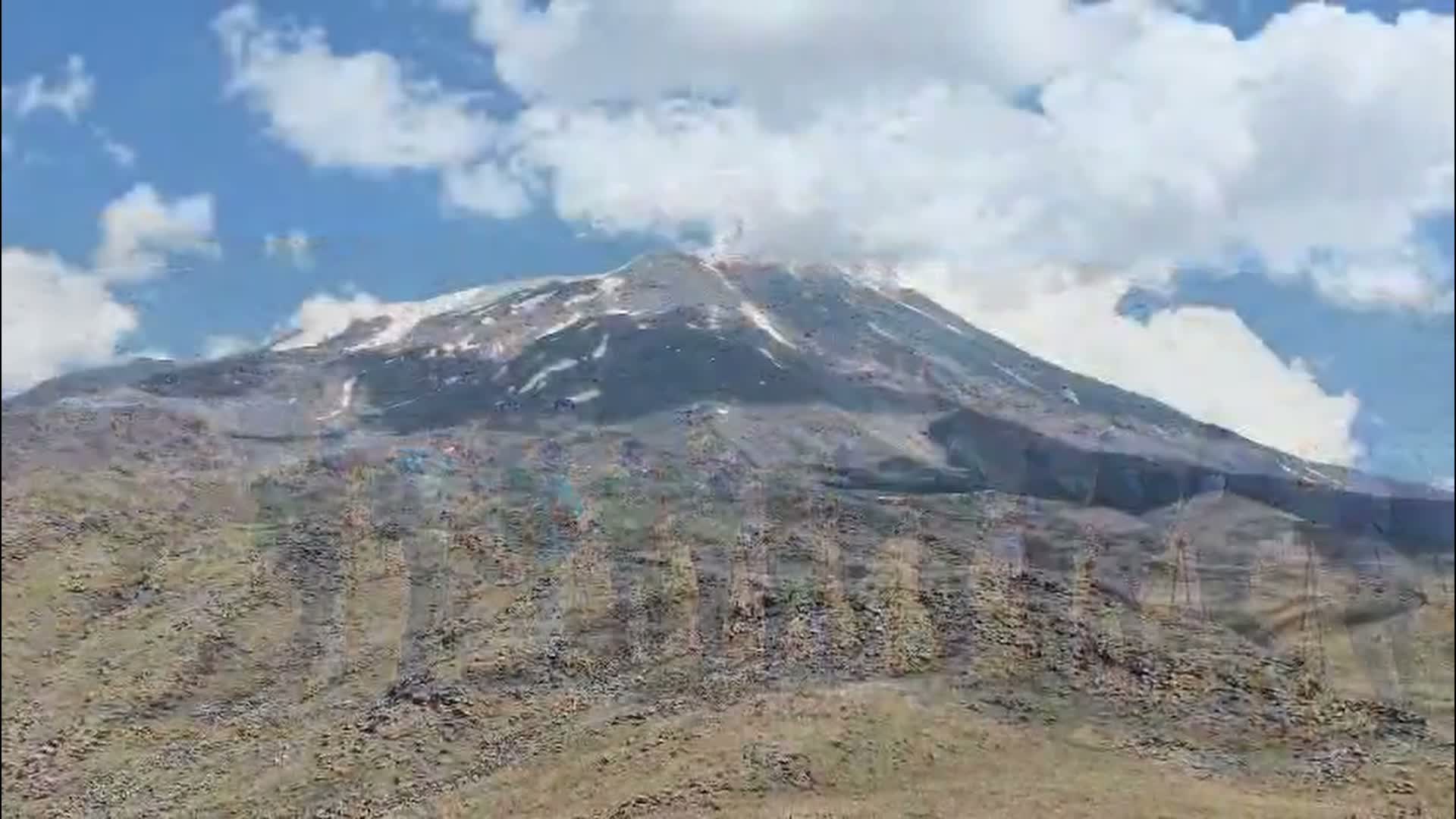 Zaferin ruhu, Ağrı Dağı’nın zirvesine taşındı