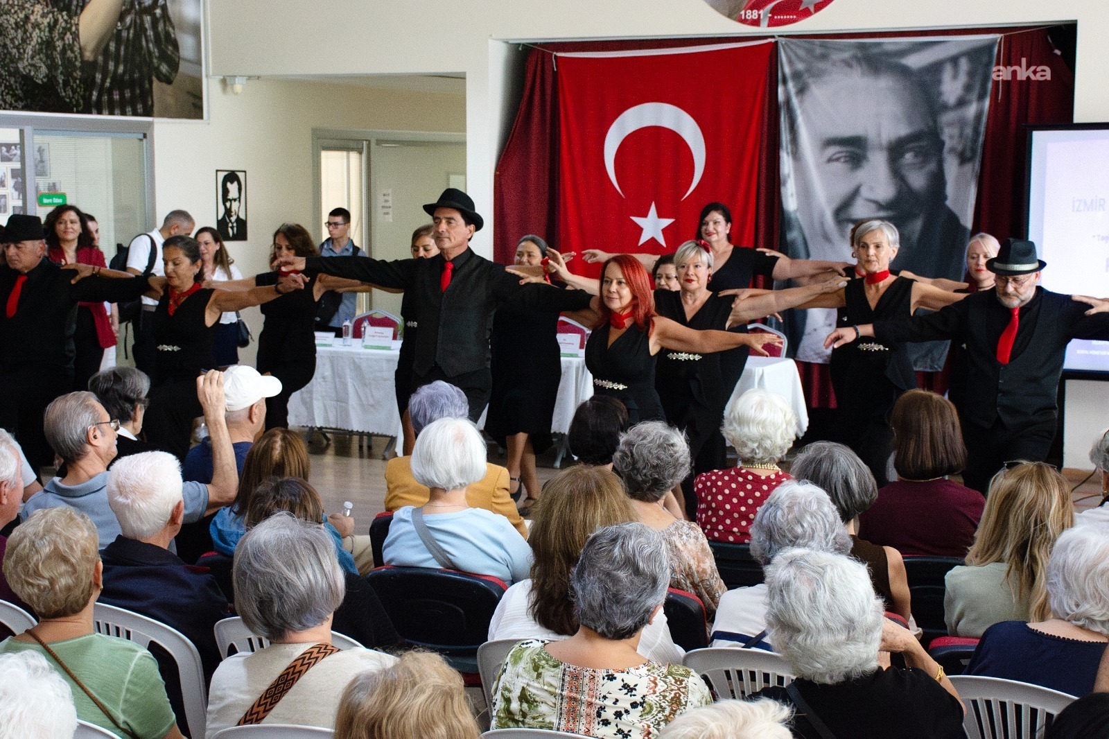 Karşıyaka’da "alzheimer farkındalığı" için buluştular