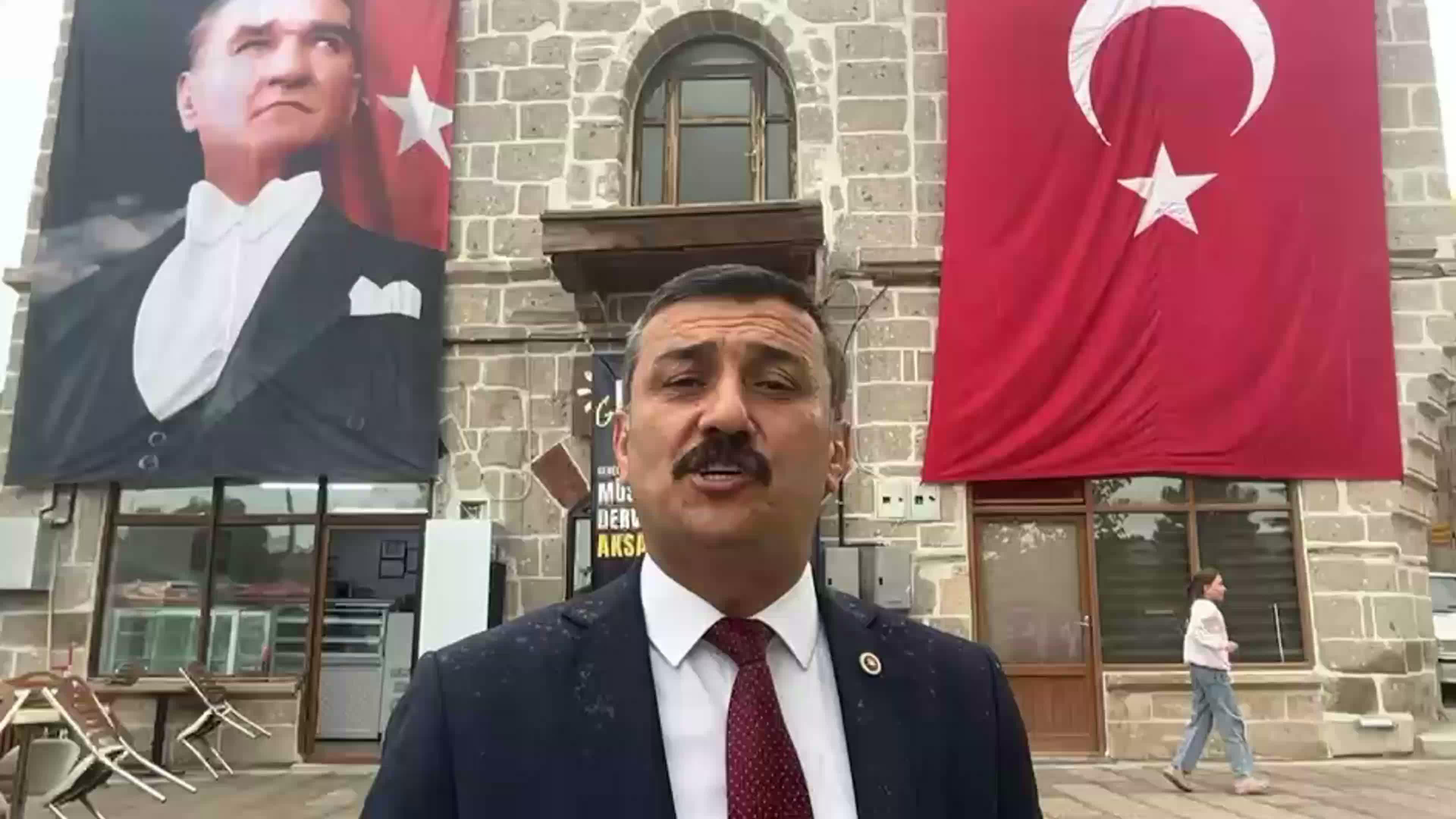 Selçuk Türkoğlu: "Tehdit diline boyun eğmek değil, devlet ciddiyetiyle cevap vermek gerekir"