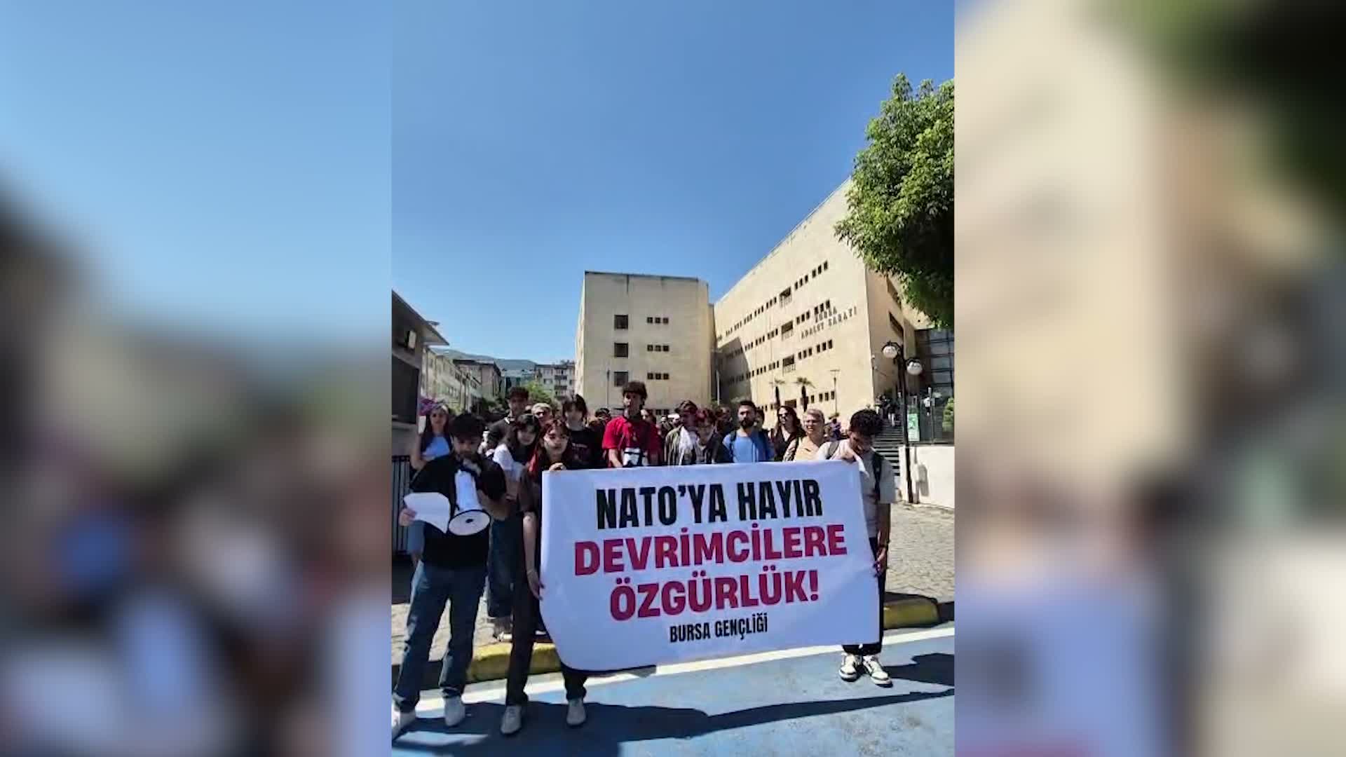 Bursa'daki NATO gözaltıları protesto edildi