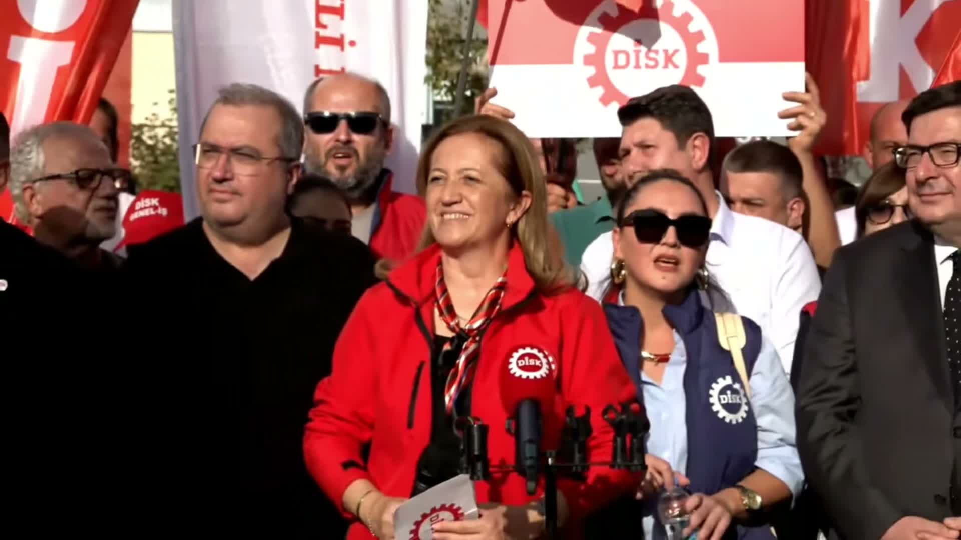 Arzu Çerkezoğlu: "Bütçede sermayenin talepleri var ama işçi, emekçi, emekli yok"