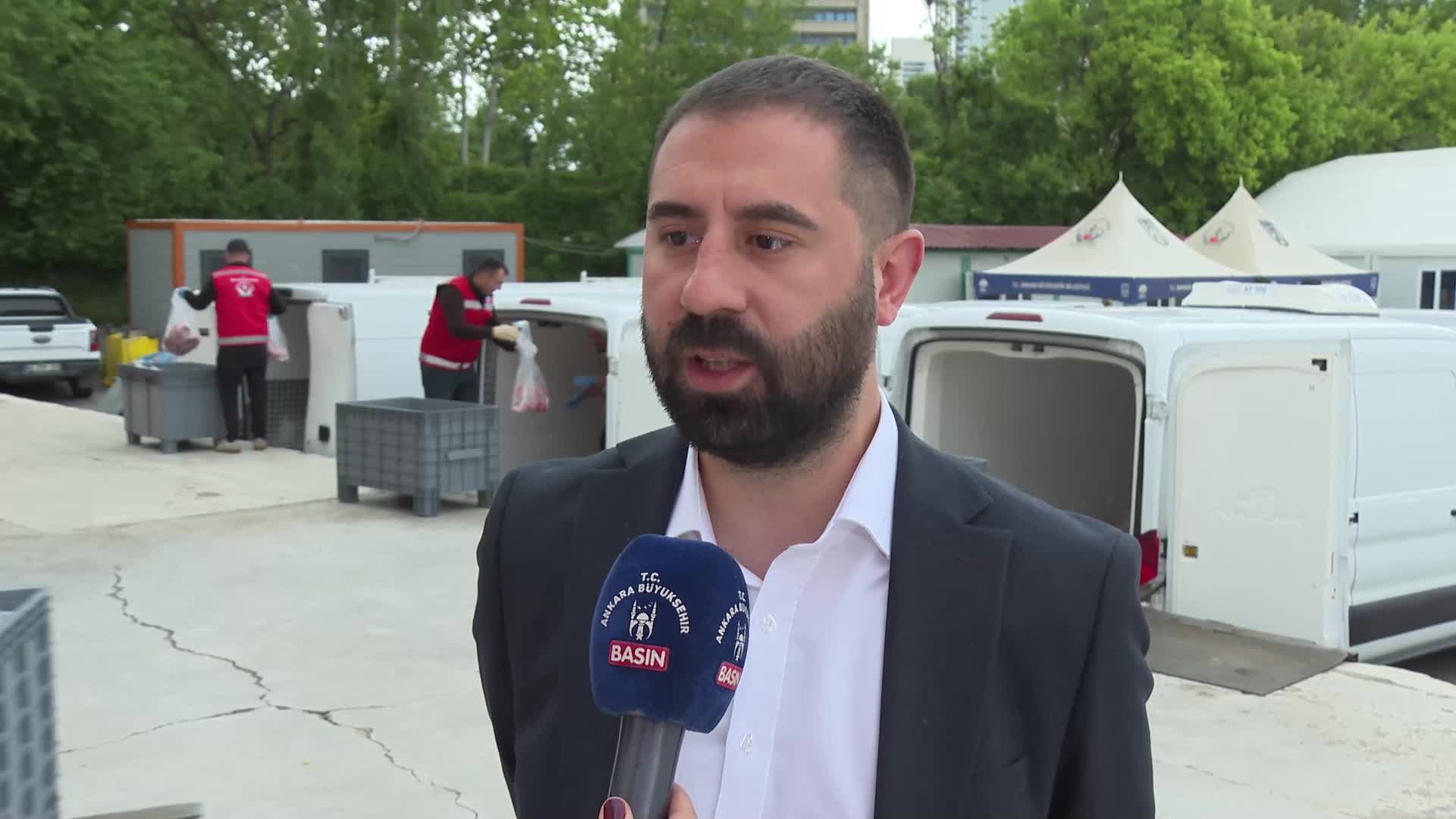 Ankara Büyükşehir Belediyesi, kurban paylarını ihtiyaç sahibi ailelere ulaştırmaya başladı
