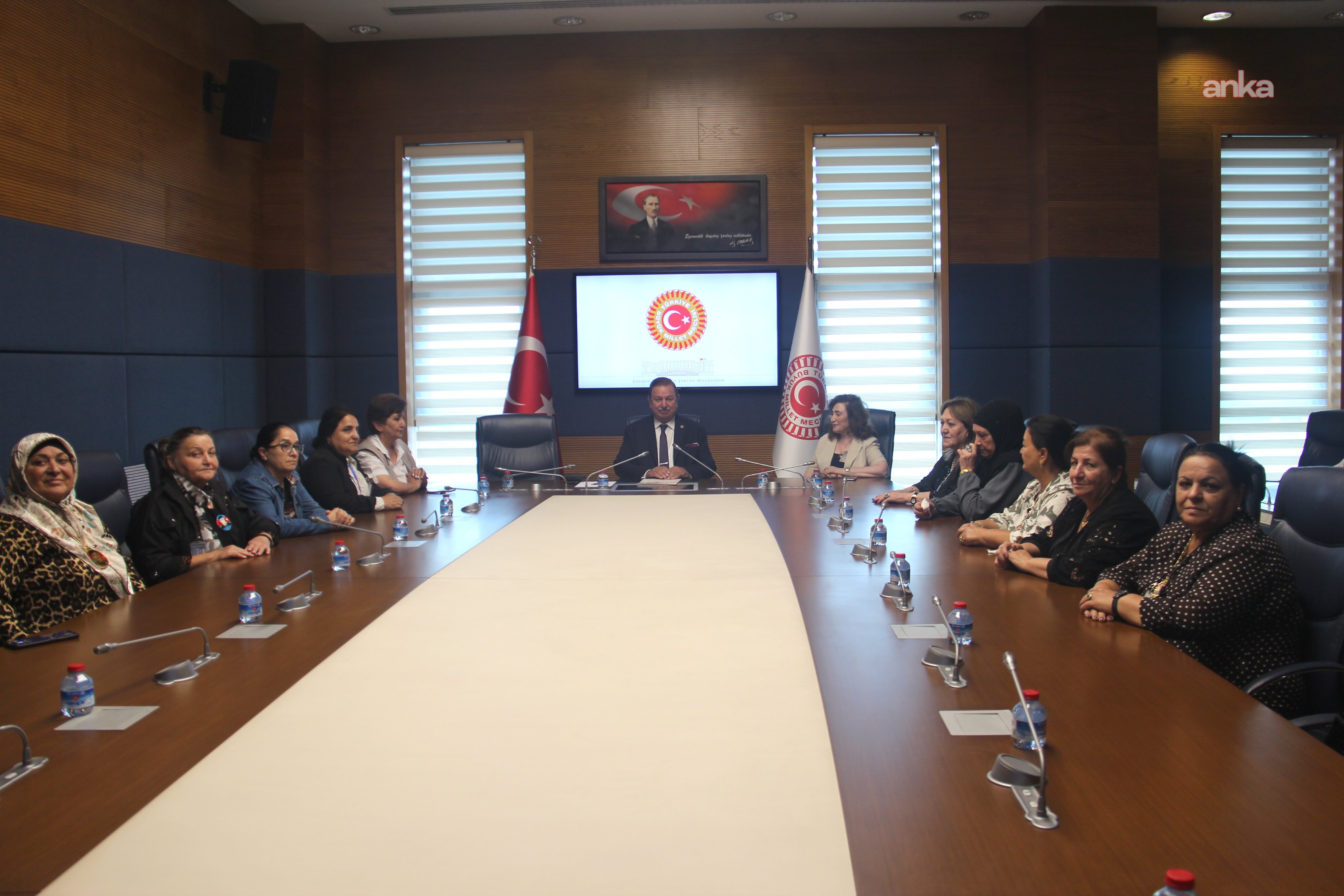 Fatih Erbakan, Azerbaycanlı şehit yakınlarıyla telekonferansla görüştü