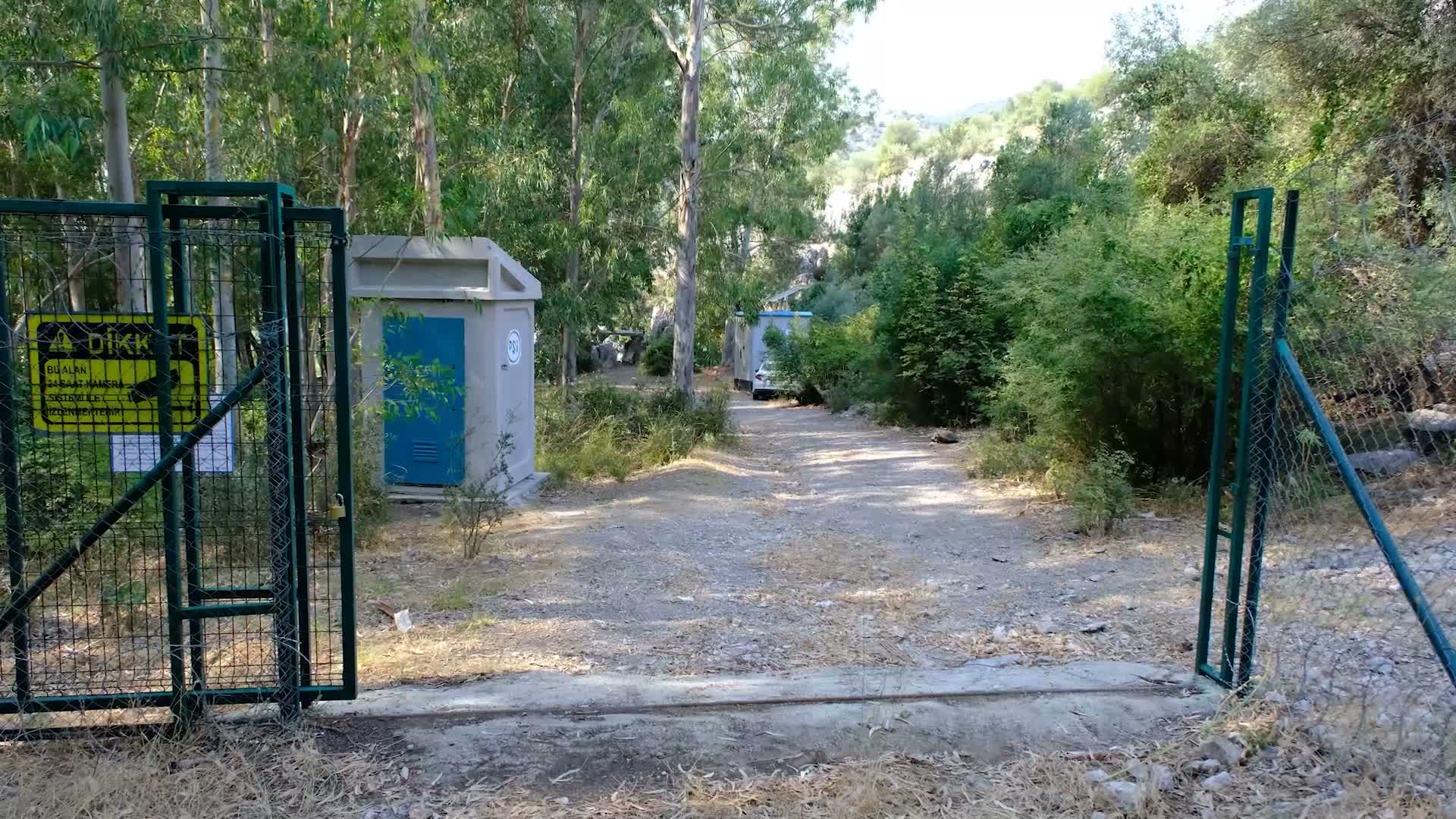 Antalya'nın içme suyu kaynağı Kırkgöz'de su altı ve su üstü temizlik mesaisi