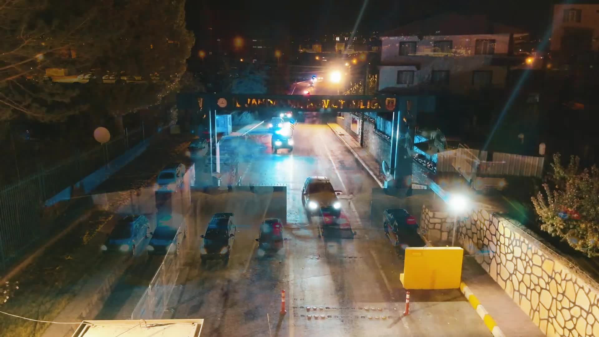 Van'da çobanları tehdit ederek 800 hayvanı yağmalayan 4 şüpheli yakalandı