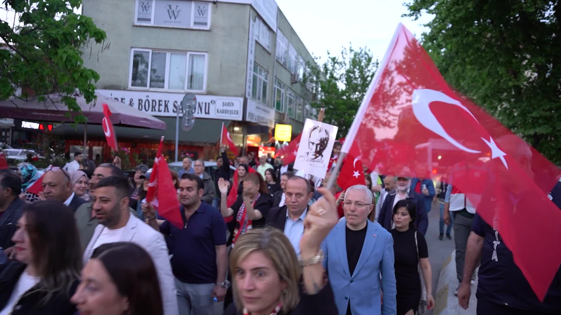 Tuzlalılar, 19 Mayıs’ı 'Gençlik Konseri' ile kutladı