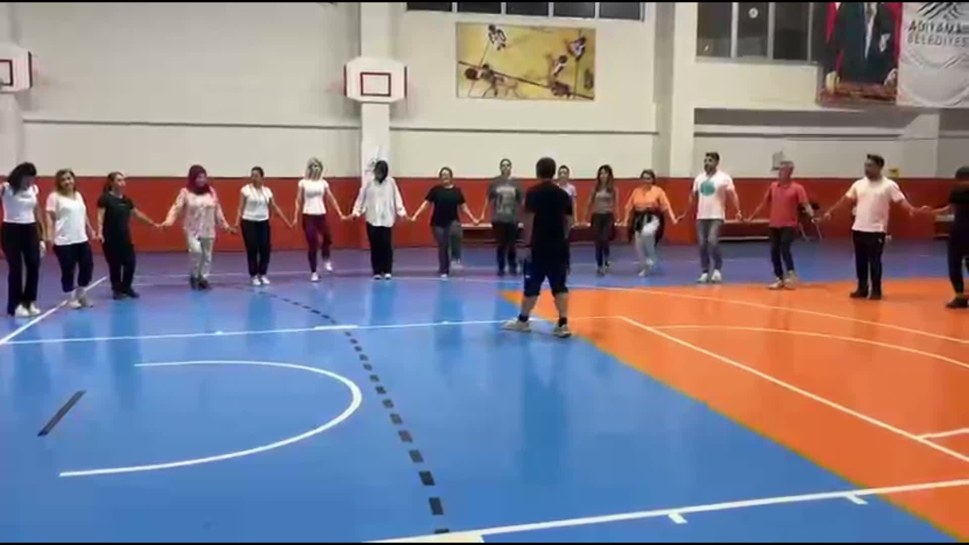 Adıyaman Belediyesi’nden yetişkinlere ücretsiz halk oyunları kursu: Kayıtlar başladı