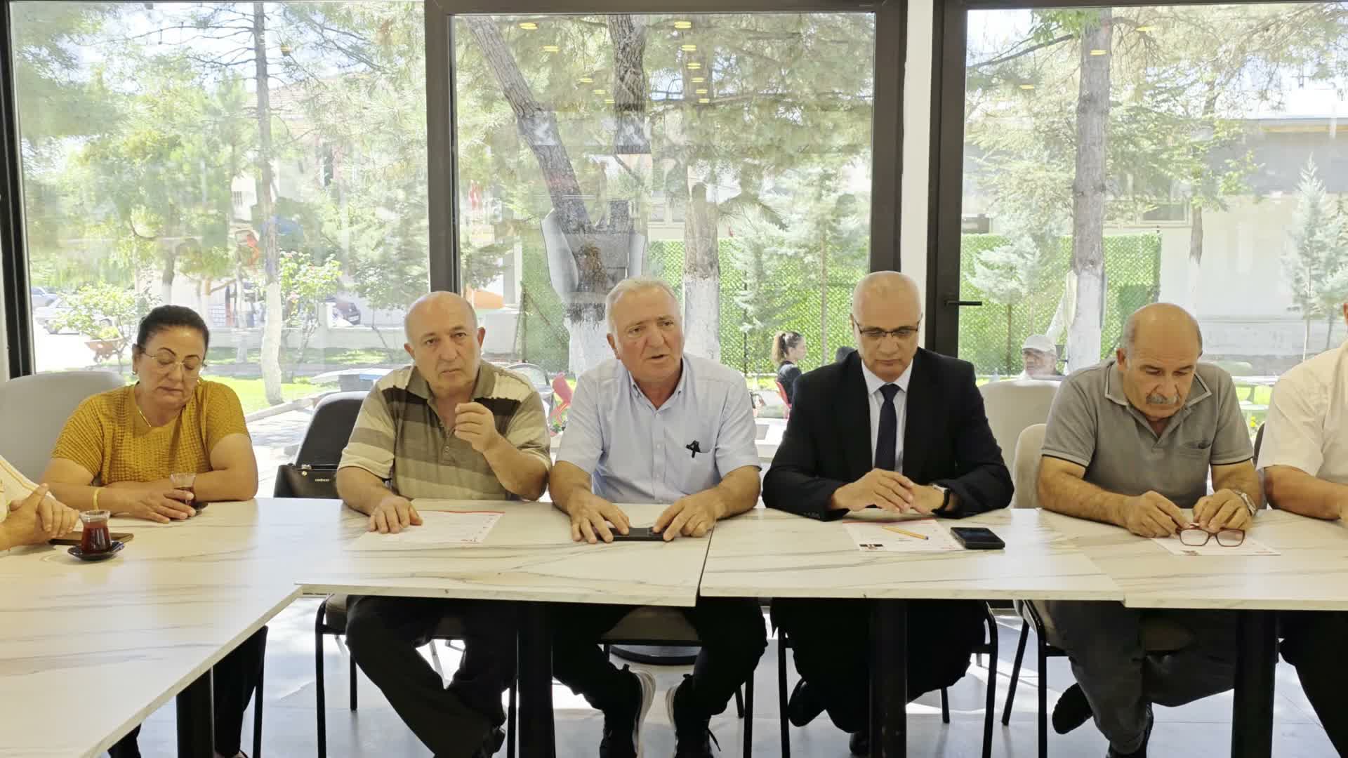 YENİ Parti Arguvan ilçe örgütü kuruldu, ilk üyeler Belediye Başkanı Ersoy Eren ve meclis üyeleri oldu