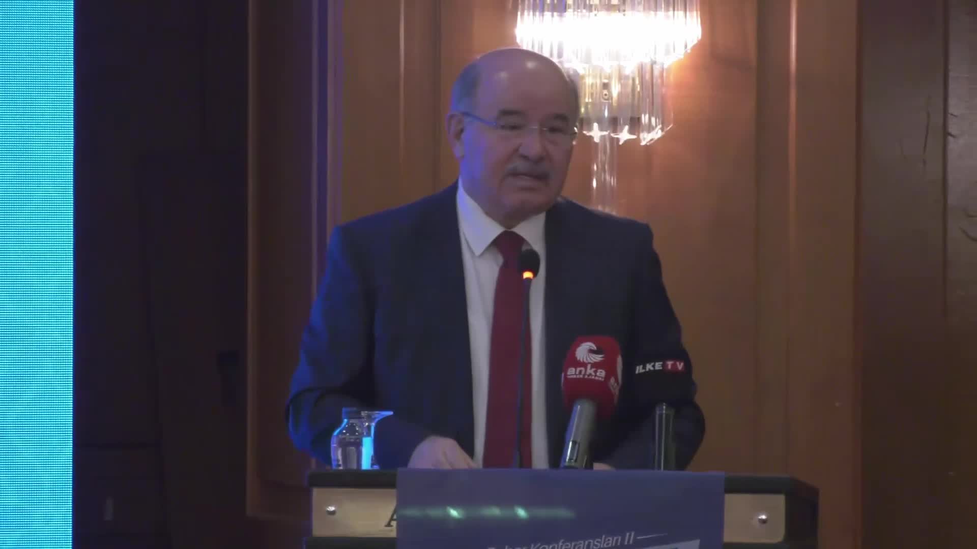 Hüseyin Çelik: “Susma hakkını kullanan bir toplum olamaz. Susan insan hak iddiasında bulunamaz”