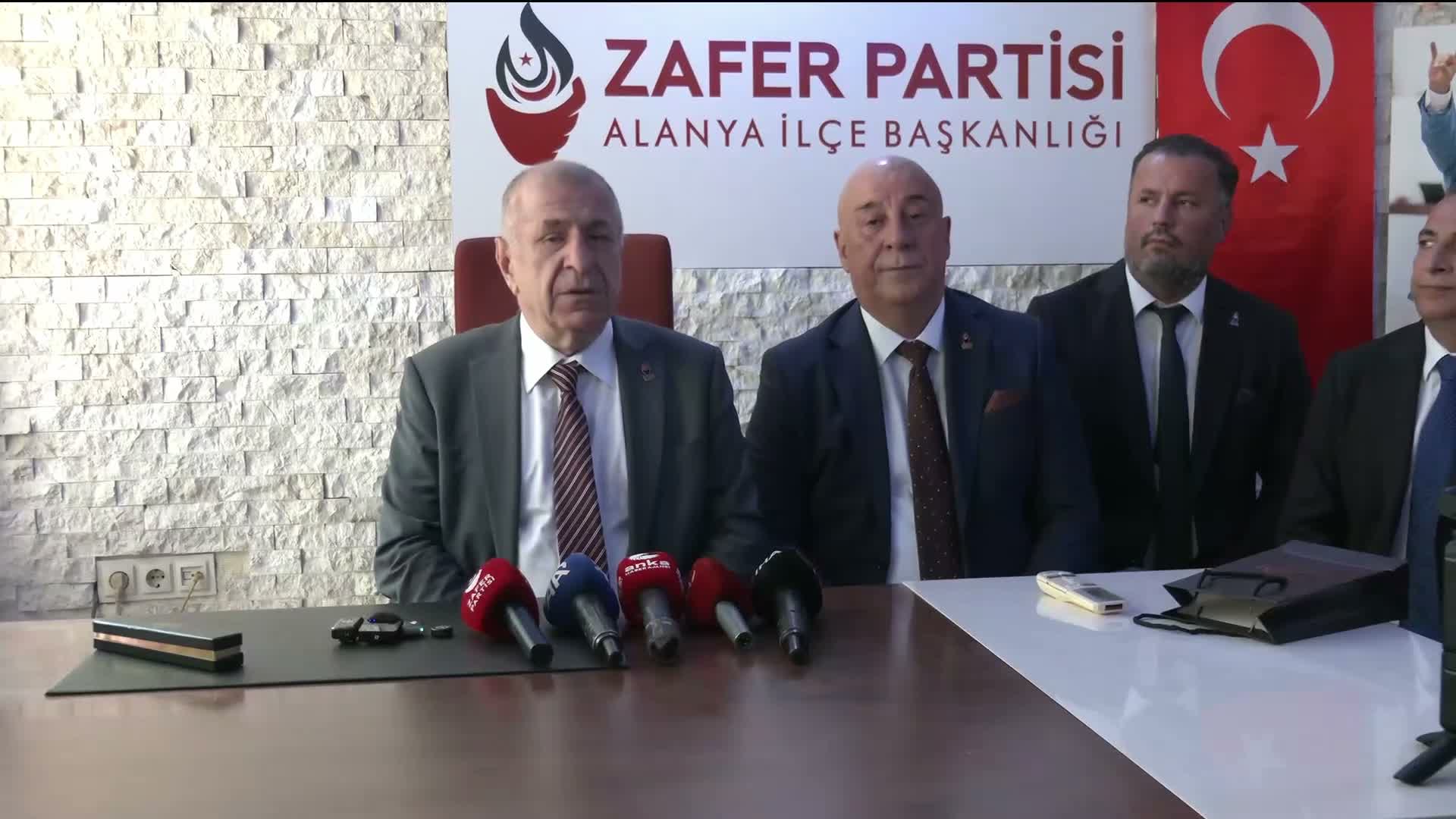 "Fatma Betül Sayan Kaya'nın ifadeye çağrılması doğru ve gecikmiştir"