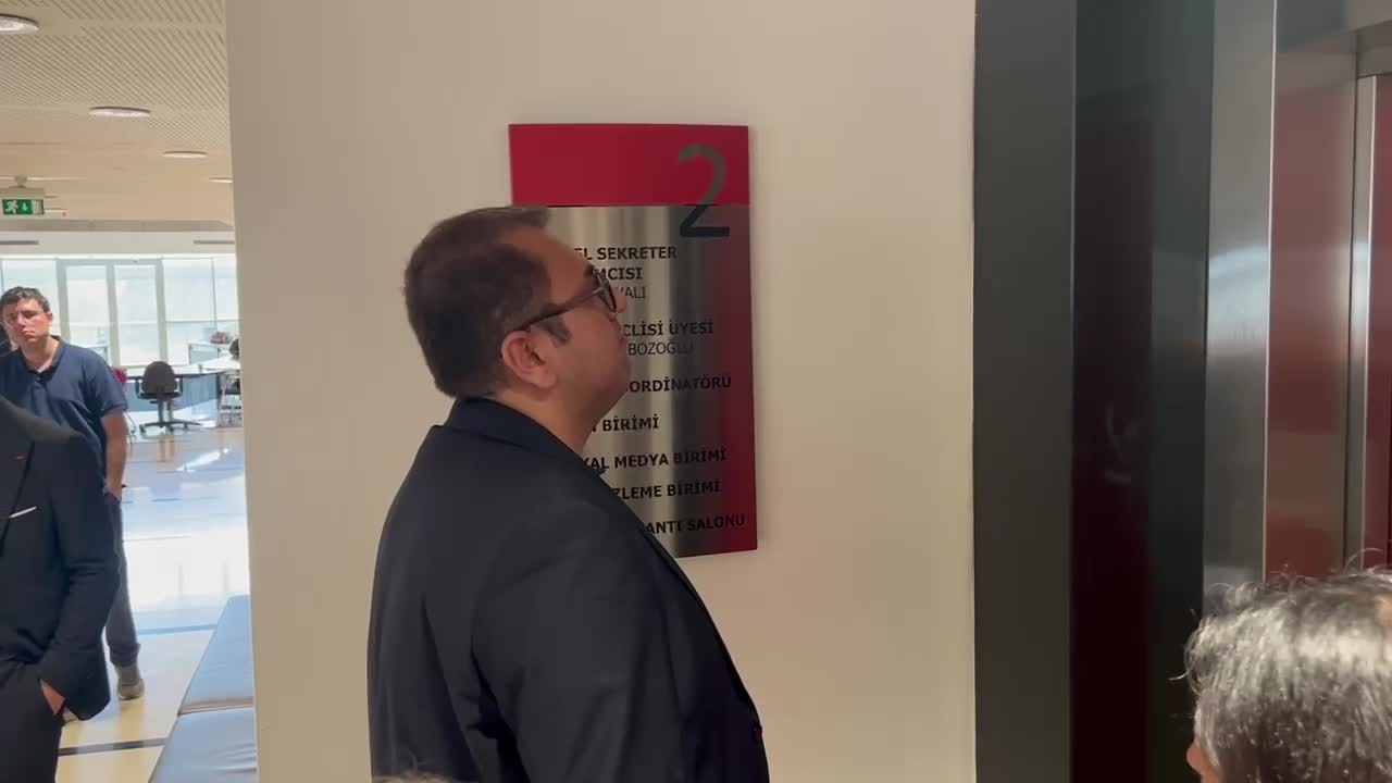 CHP’li danışman gazetecileri hedef aldı, CHP'den açıklama geldi: Gerekli adımları atacağız
