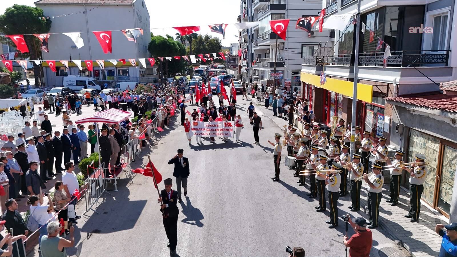 Ayvalık Altınova'da kurtuluşun 104'üncü yılı coşkuyla kutlandı