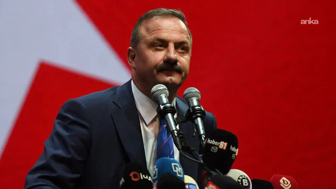 Yavuz Ağıralioğlu: "Türkçe, millet olma şuurumuzun taşıyıcısıdır"