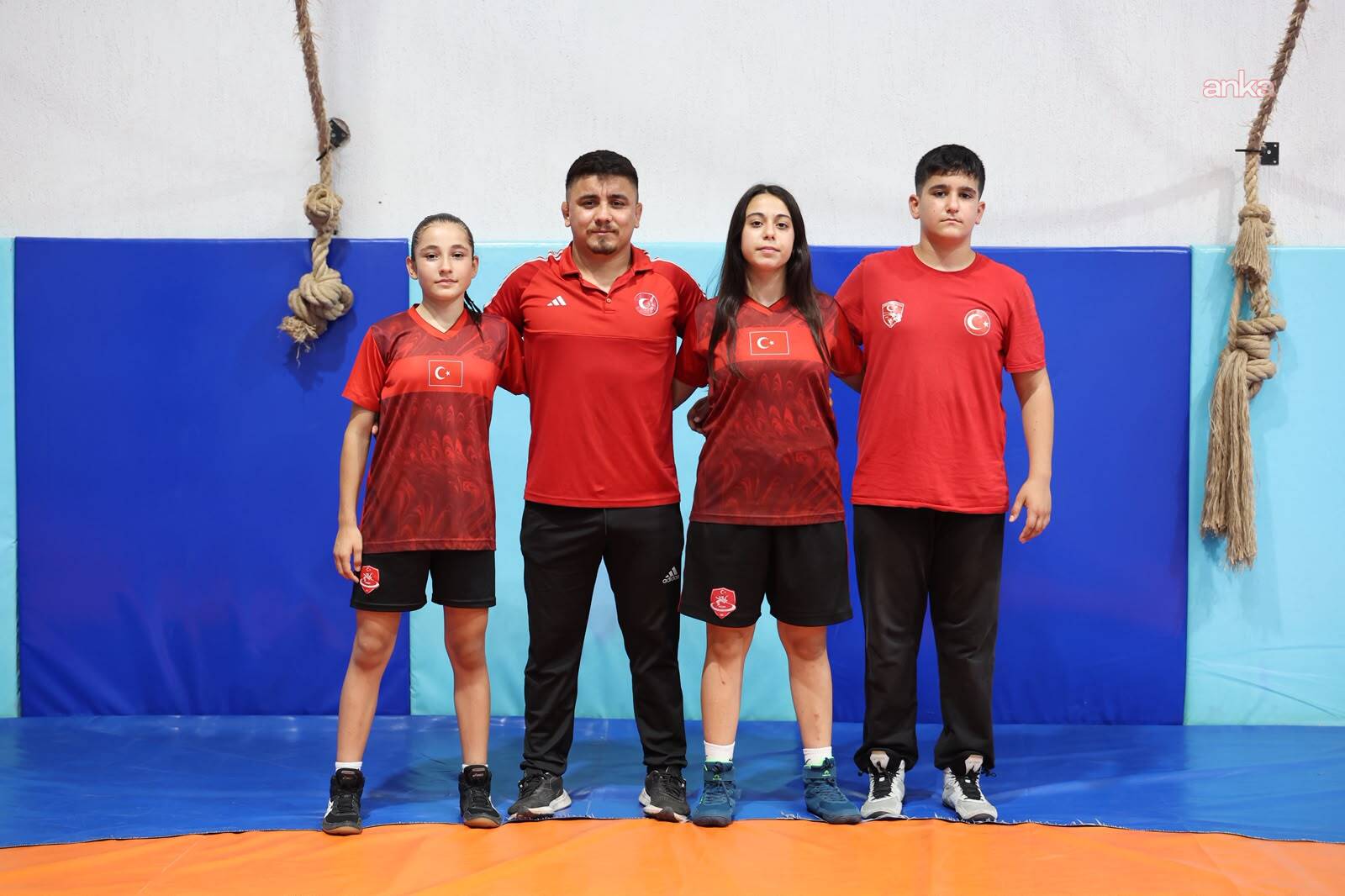 Merkezefendi Belediyesi Spor Kulübü’nden 3 genç güreşçi Milli Takım Kampı'na davet edildi