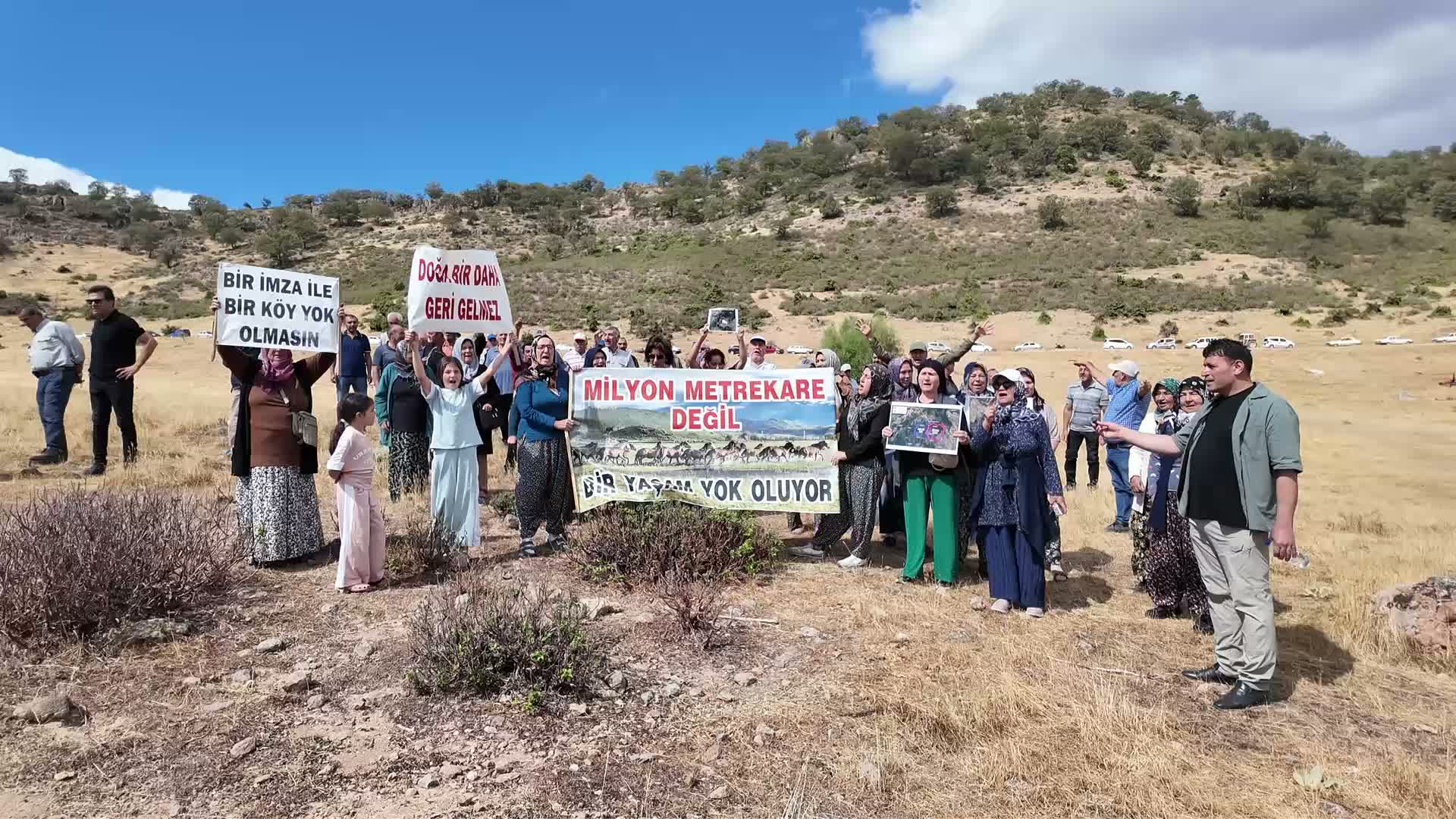 Uşak'ta 6 köyün sakinlerinden Murat Dağı'ndaki maden çalışmalarına tepki