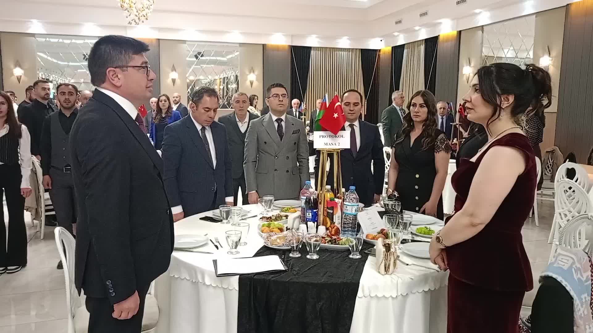 Kars'ta, Azerbaycan Cumhuriyeti'nin kuruluşunun 108. yılı kutlandı