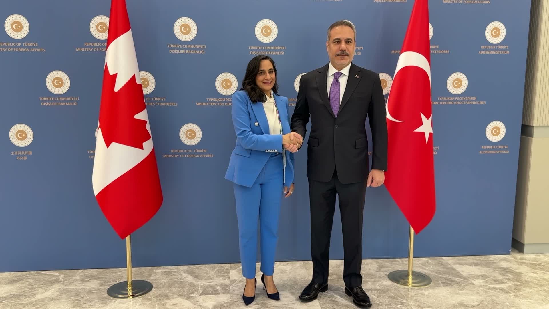 Bakan Fidan, Kanadalı mevkidaşıyla bir araya geldi