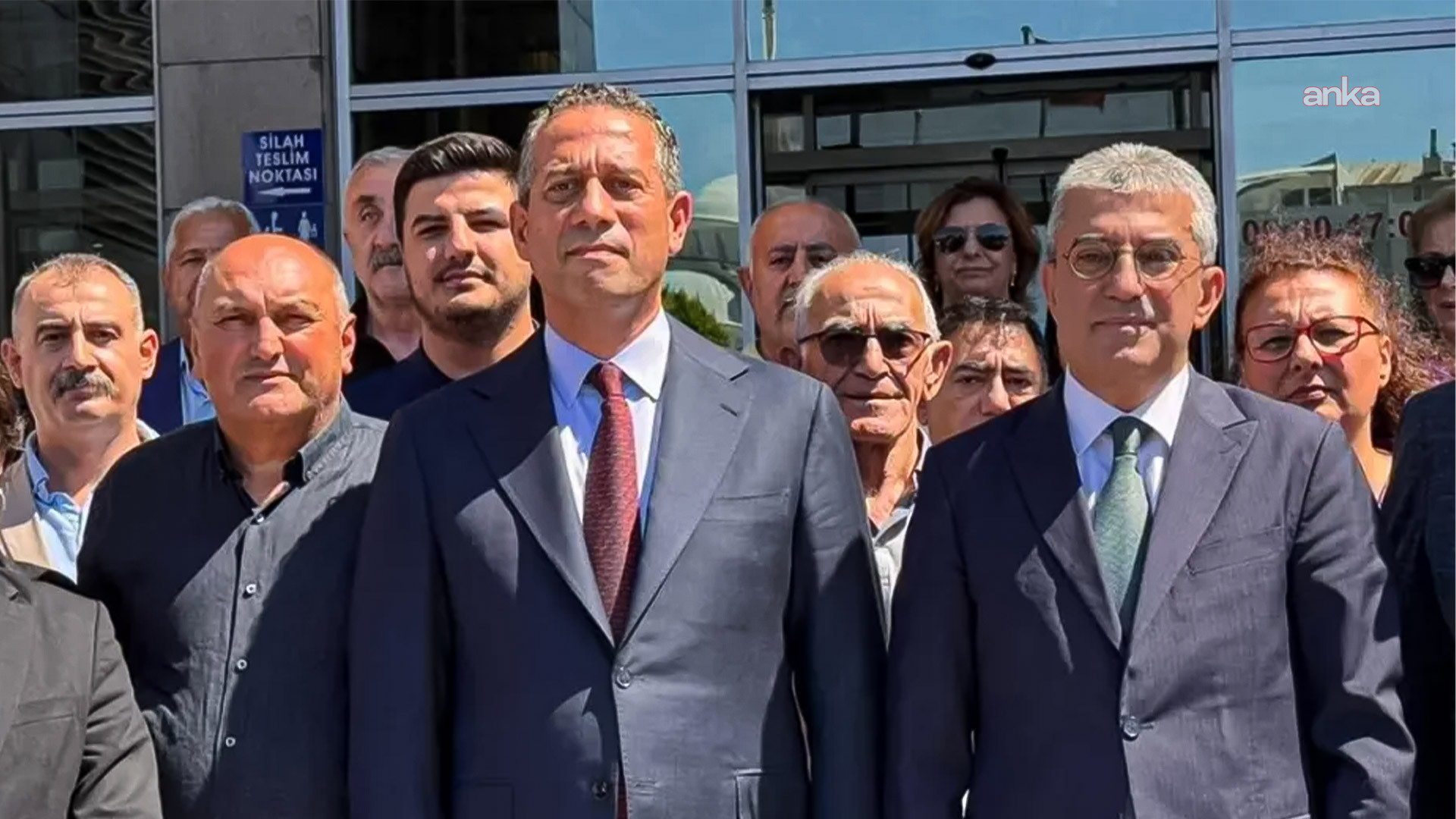Gökhan Günaydın ve Ali Mahir Başarır'ın CHP Grup Başkanvekillikleri düşürüldü