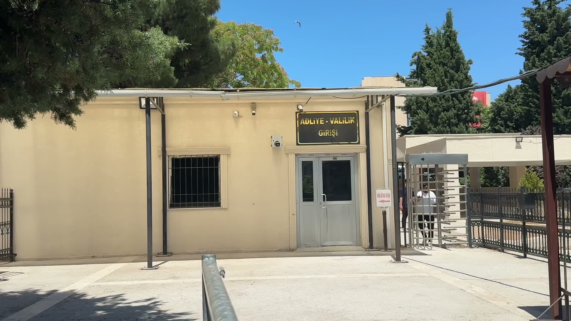 Mardin’de yasa dışı kazı ve tarihi eser operasyonu: 1500 yıllık tarihi mozaik ele geçirildi