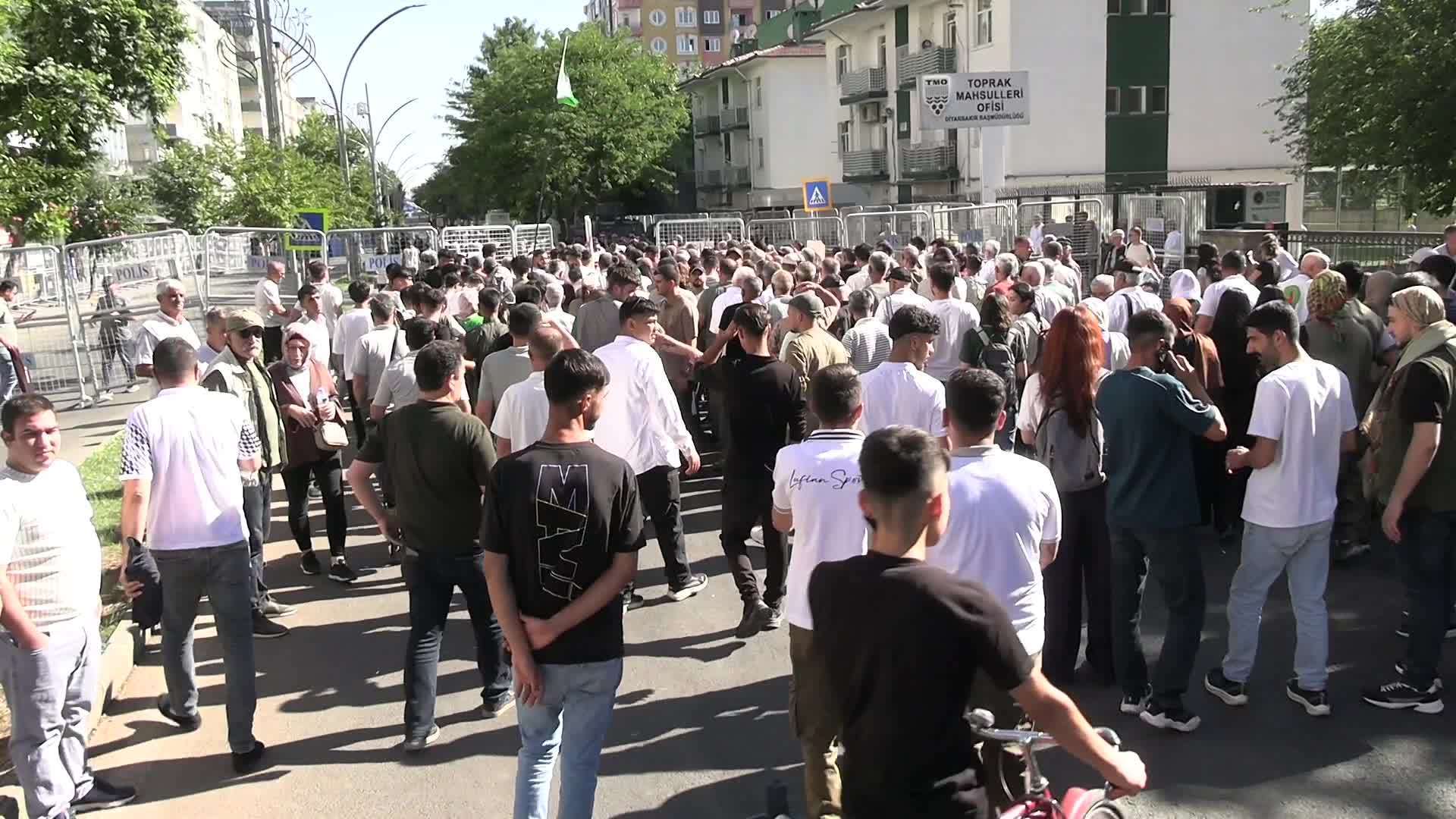 Diyarbakır’da "Abdullah Öcalan’a özgürlük” mitingi sona erdi