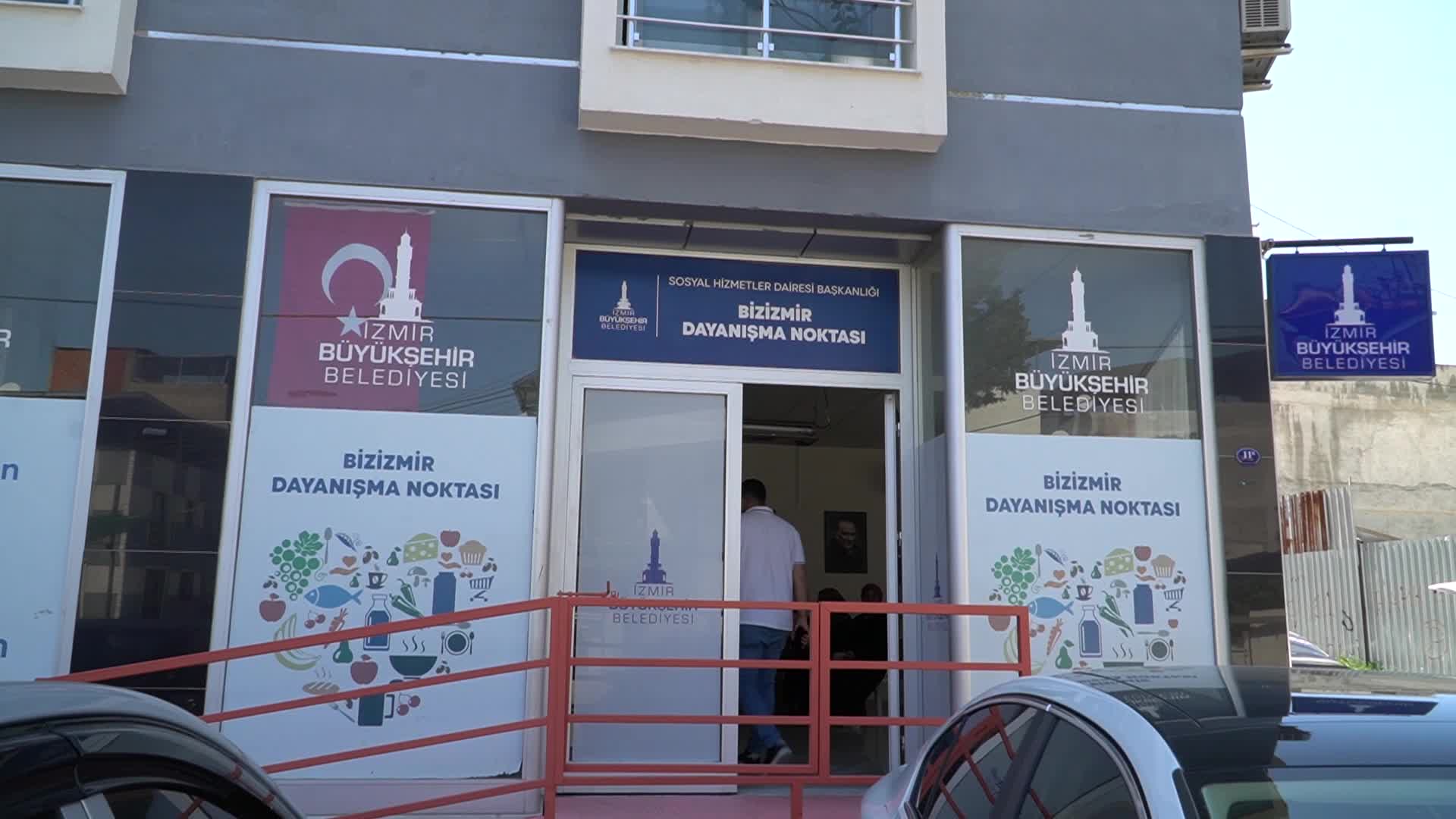İzmir Büyükşehir Belediyesi’nin "Bir İlmek, Bir Umut" projesi kuşaklar arası umut oluyor