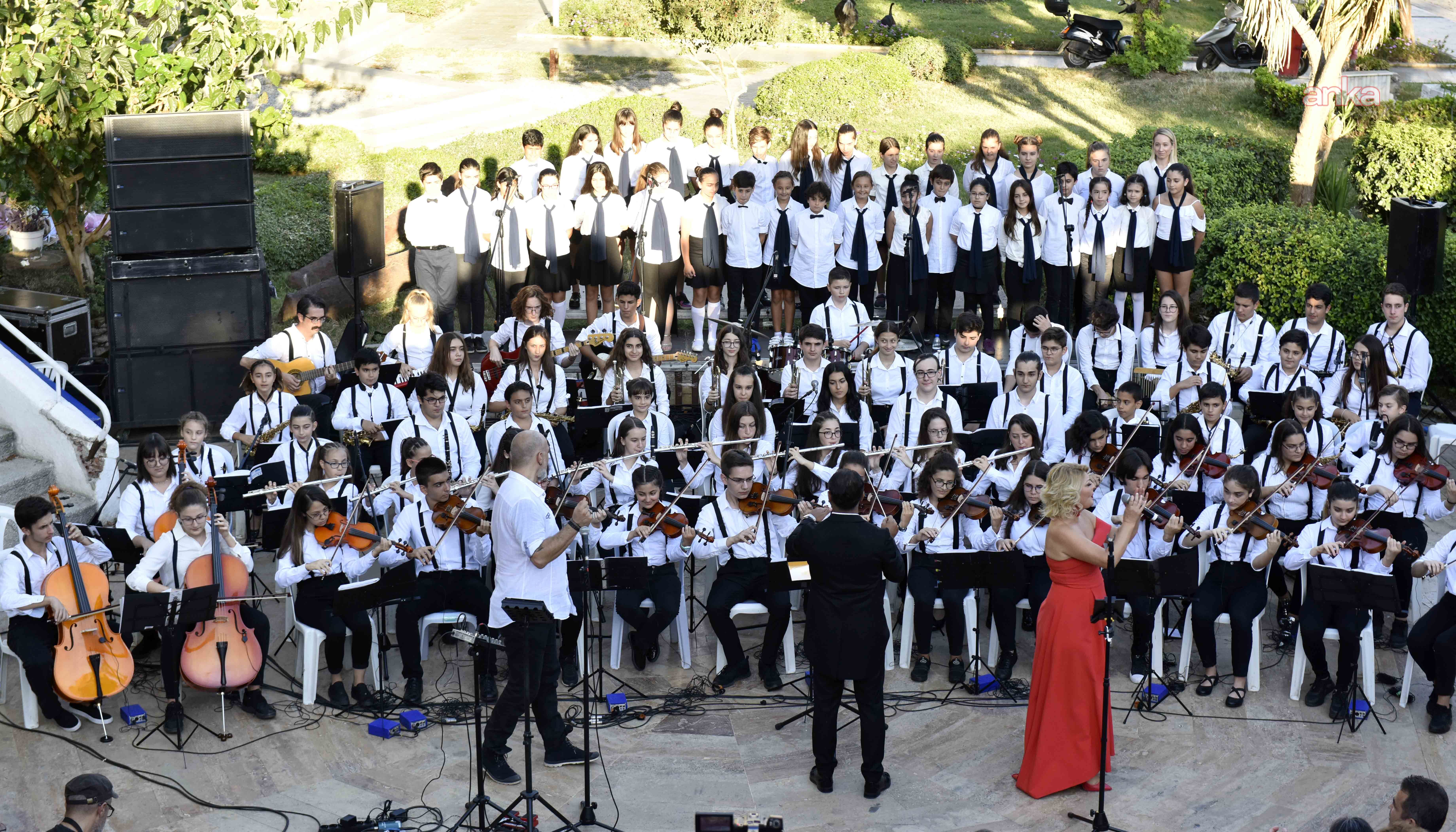 Muratpaşa Belediyesi Çok Sesli Gençlik Korosu’na başvurular başladı