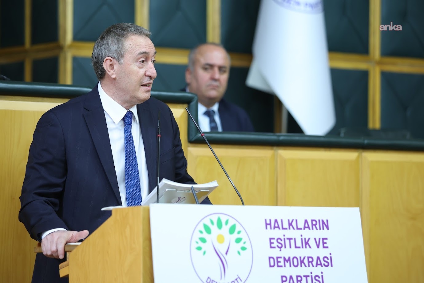 Halk TV'ye kayyım atandı... Tuncer Bakırhan: "Bu antidemokratik ve hukuksuz uygulamalara derhal son verilmelidir"