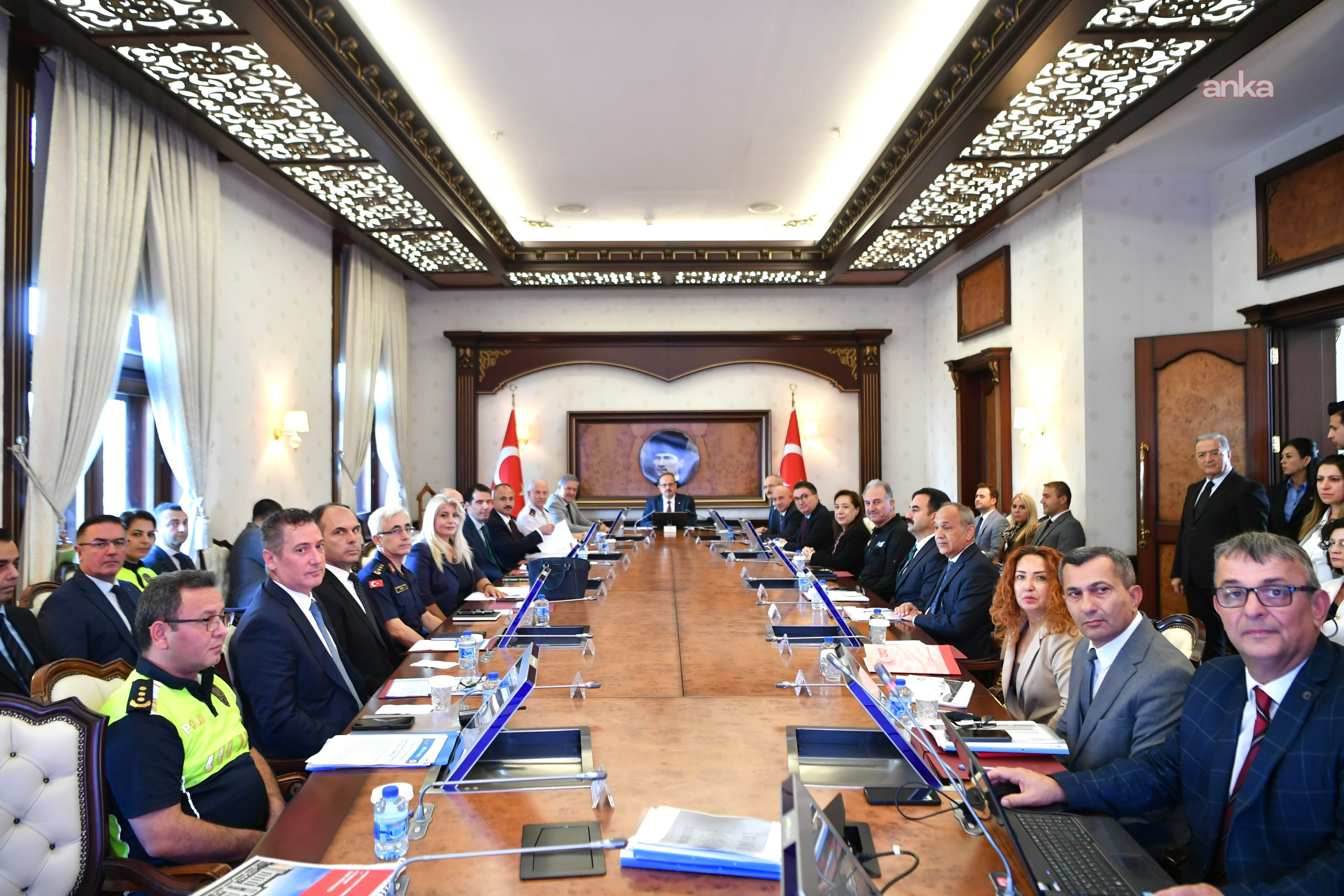 Ankara Valisi Yakup Canbolat başkanlığında "okul güvenliği" toplantısı yapıldı