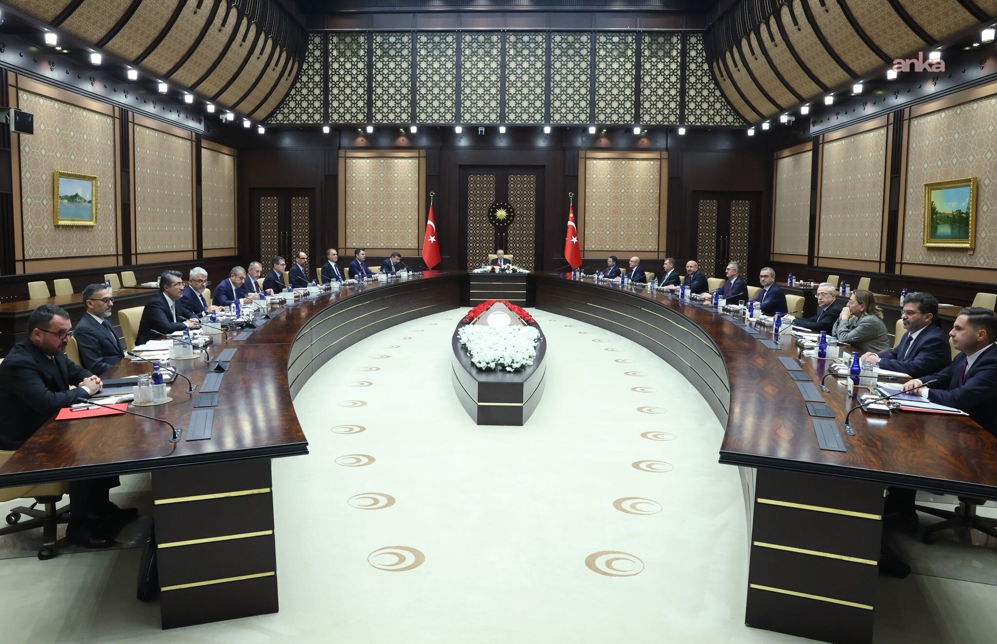 Cumhurbaşkanı Erdoğan başkanlığında sermaye piyasaları toplantısı: "Fon Koordinasyon Kurulu" oluşturuldu, DDK inceleme başlattı