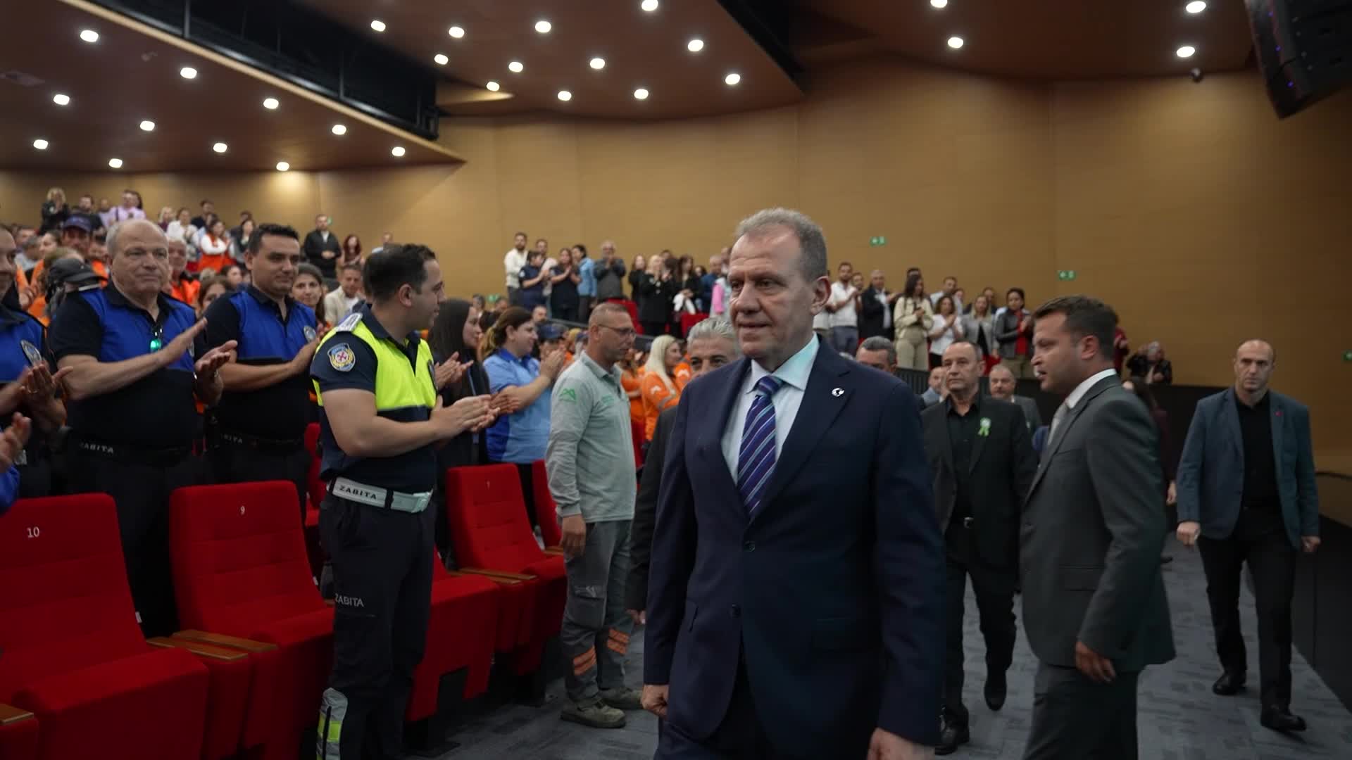 Vahap Seçer, Etik Haftası etkinliğinde Büyükşehir Belediyesi personeliyle buluştu