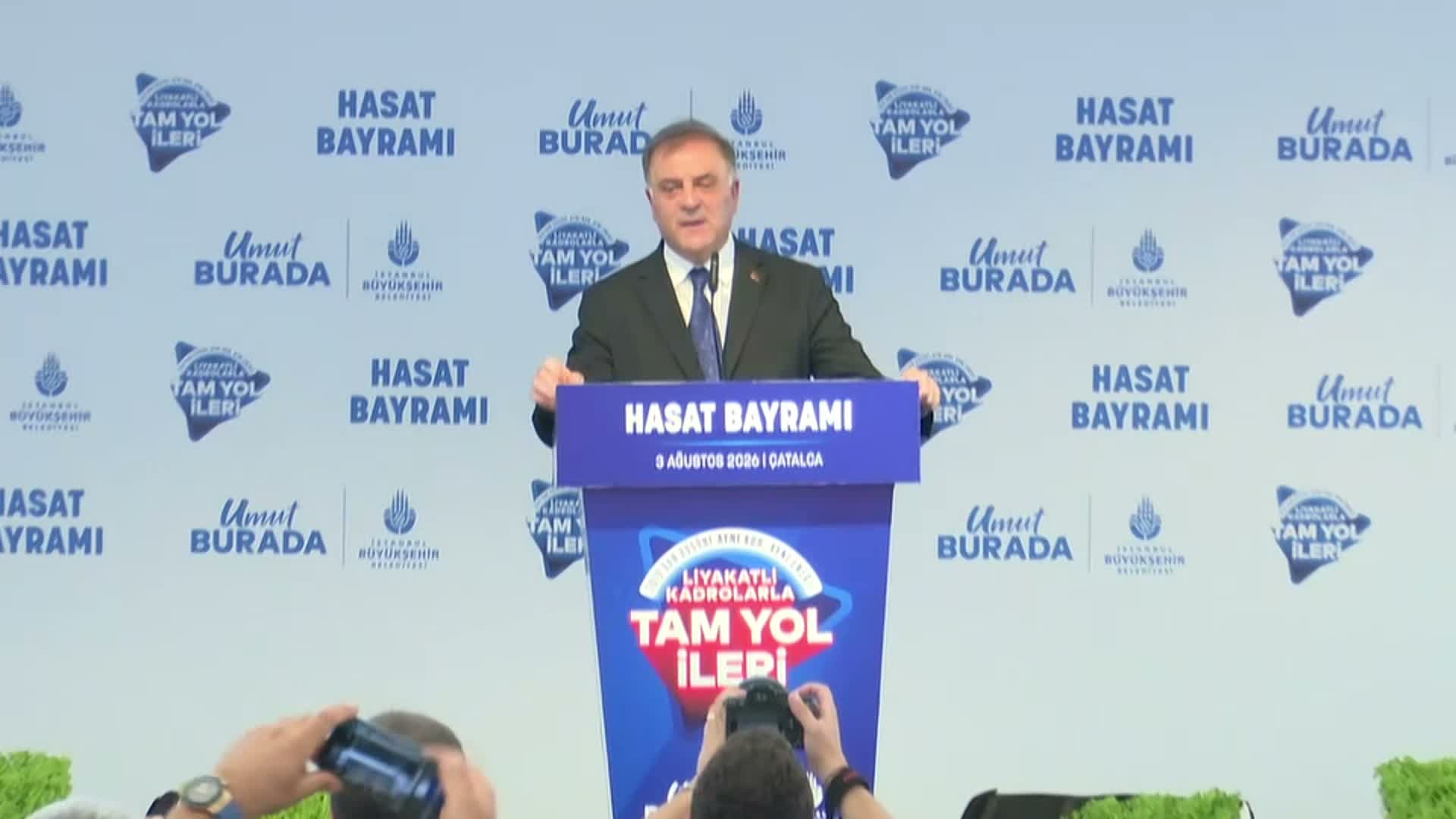 Çatalca'da "Hasat Bayramı" sevinci... Nuri Aslan: Fideden tohumluğa, yemden gübreye, çiftçimizin traktörüne can suyu olan mazot desteğine kadar 667 milyon liralık nakdi destek sağladık