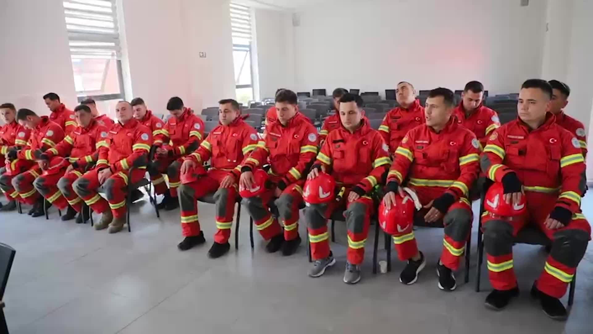 Mersin Büyükşehir Belediyesi ATA Eğitim Merkezi'nde eğitimler sürüyor