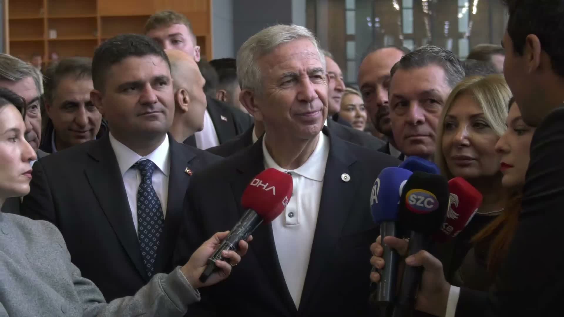 Mansur Yavaş: "Parti değiştirenler de bunun hesabını sandıkta vereceklerdir"