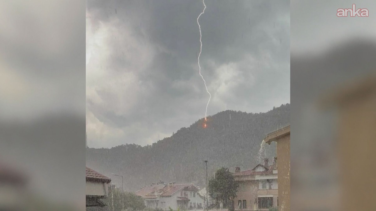 Muğla ve Aydın’da yıldırım düşmesi kaynaklı 6 yangına müdahale sürüyor