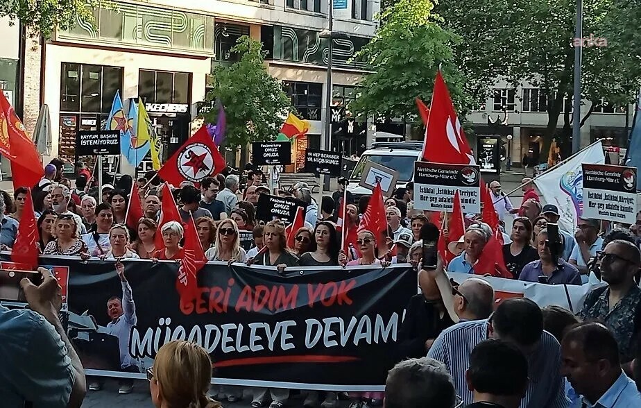 CHP Hamburg Birliği’nden “Mutlak Butlan” ve Polis Müdahalesi Protestosu
