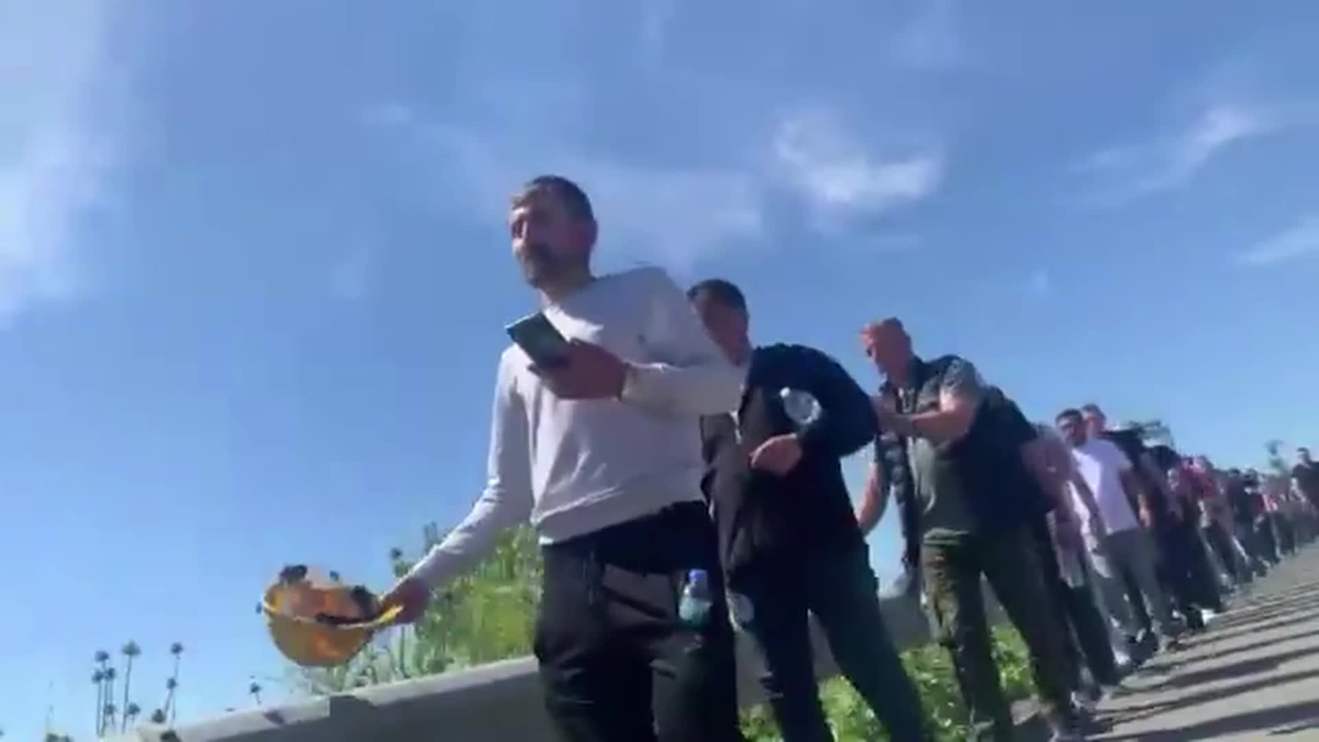 Edirne'de Özşen Madencilik işçileri ödenmeyen hakları için yürüyüşlerini sürdürüyor