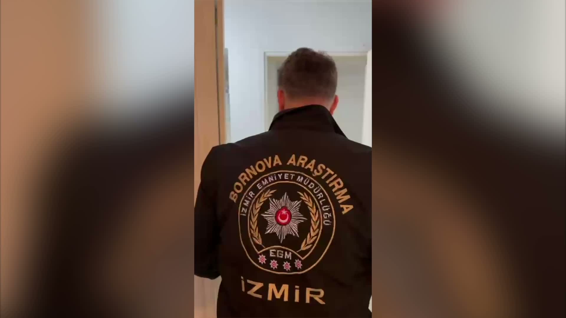 İzmir'de 43 bin 730 sentetik ecza hapı ele geçirildi