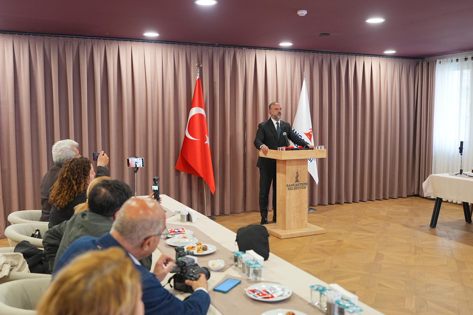 Sancaktepe Belediye Başkanı Alper Yeğin, ilçedeki bir anıtın yıkılmasıyla ilgili tartışmalarla ilgili açıklama yaptı: "Anıtın sökülmesi talimatını ben verdim"
