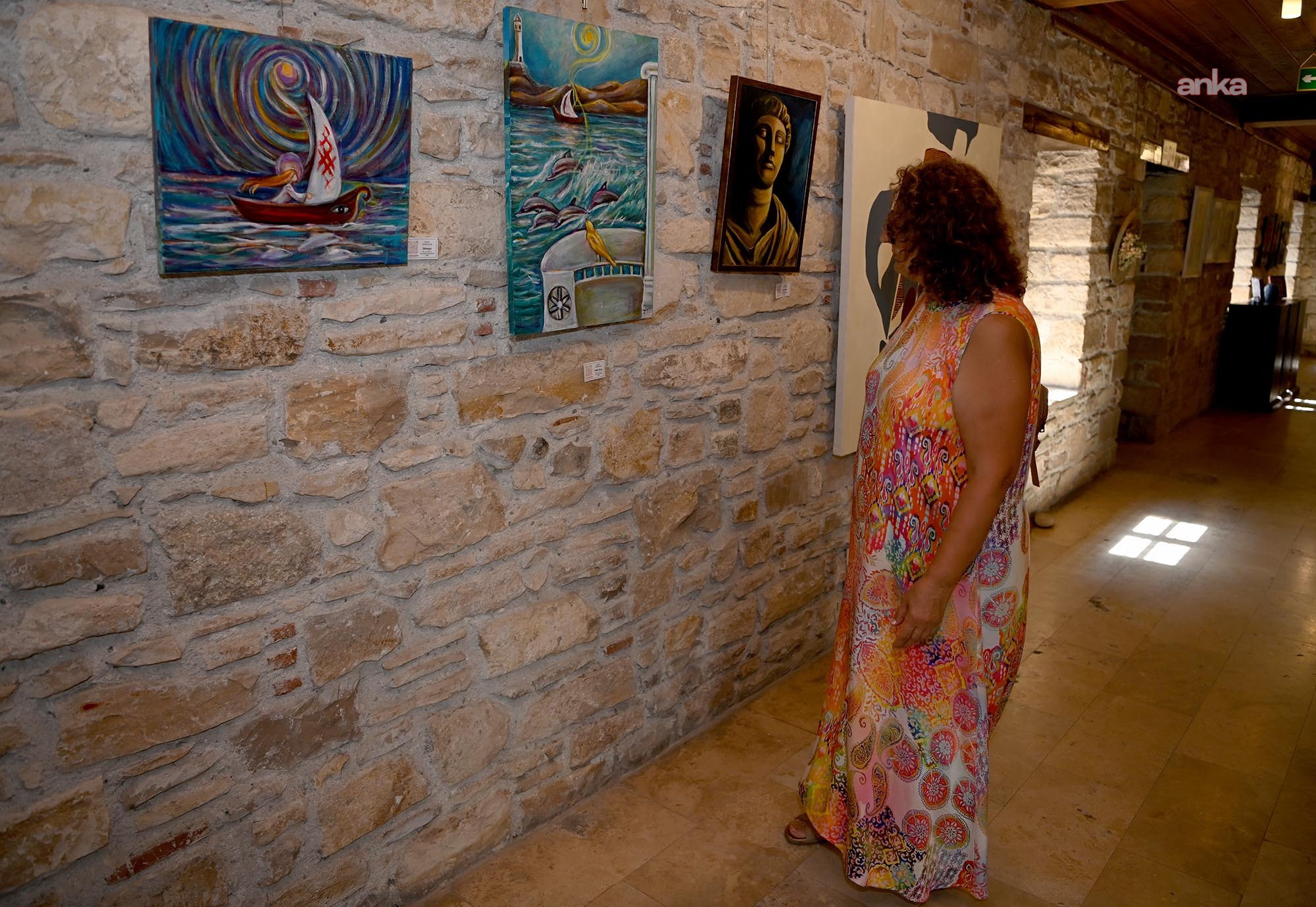 Kuşadası İbramaki Sanat Galerisi'nde 9 Eylül mezunlarından karma sergi