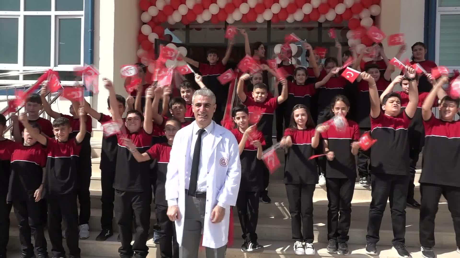 Malatya Valisi Yavuz 2026-2027 eğitim öğretim yılı açılışında konuştu: “Kafamızdaki o kutsal Batı ezberinden kurtulmalıyız”