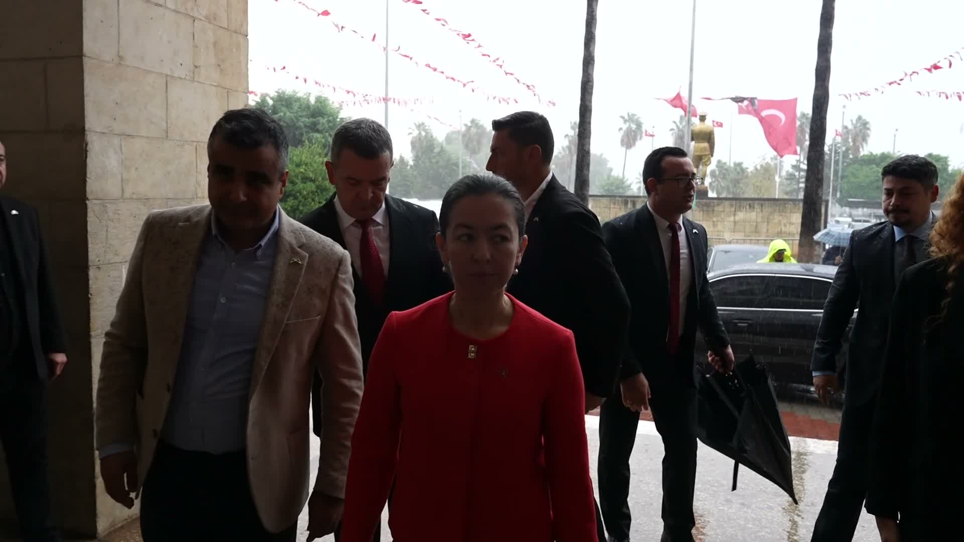 Mersin Büyükşehir Belediyesi Başkan Vekili Genç, Cumhuriyet Bayramı kutlama programına katıldı